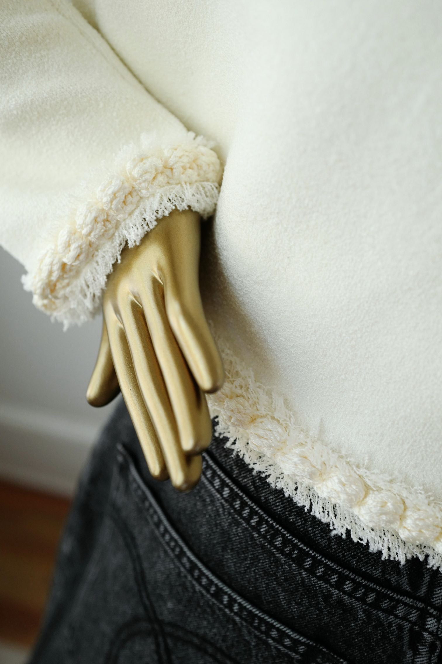 NEW Chanel Métiers d’art 2026 Collection Jacket Ivory in Silk Size 36