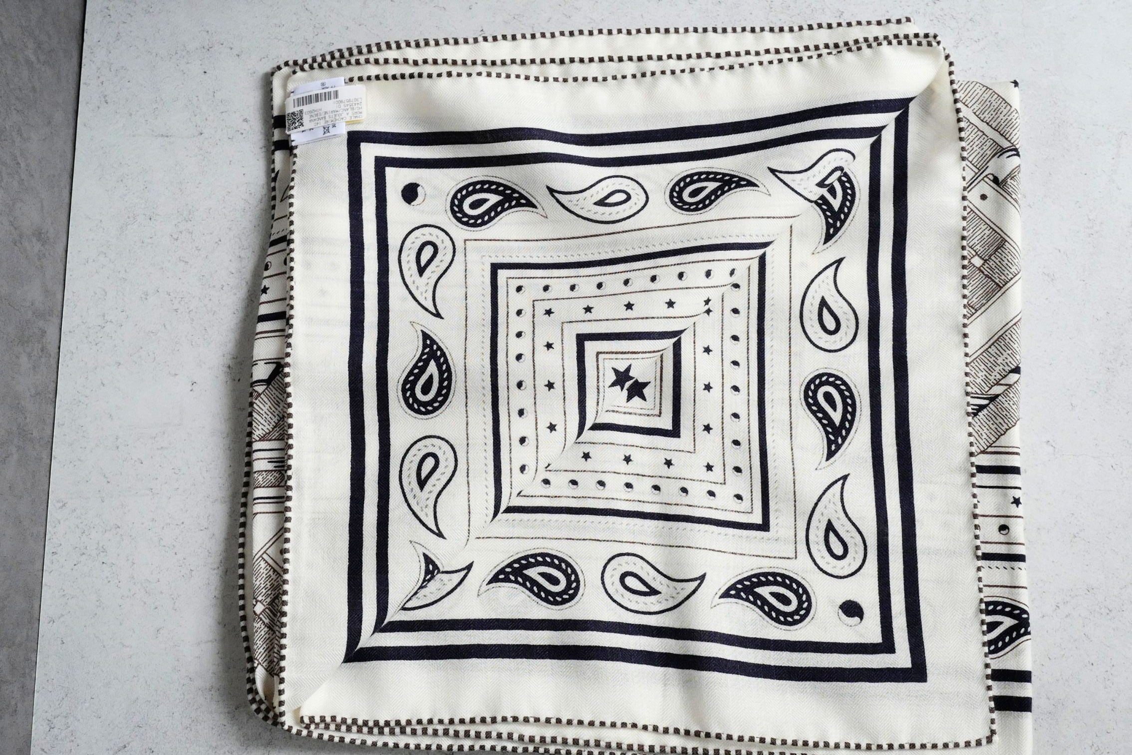 Hermès Mors a Jouets Bandana Shawl 140 Blanc/Bleu Marine/Ébène Cashmere Silk