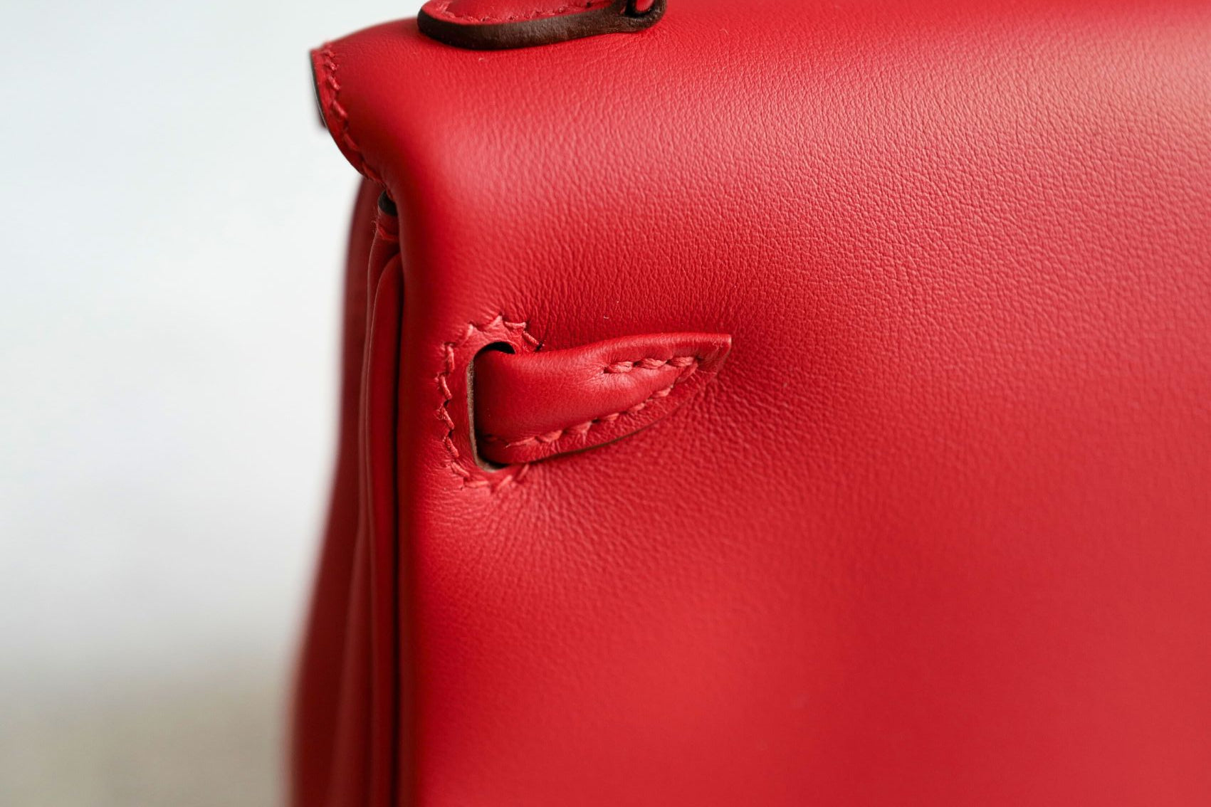 Hermès Kelly Doll Rouge De Coeur Swift Calfskin PHW G Stamp