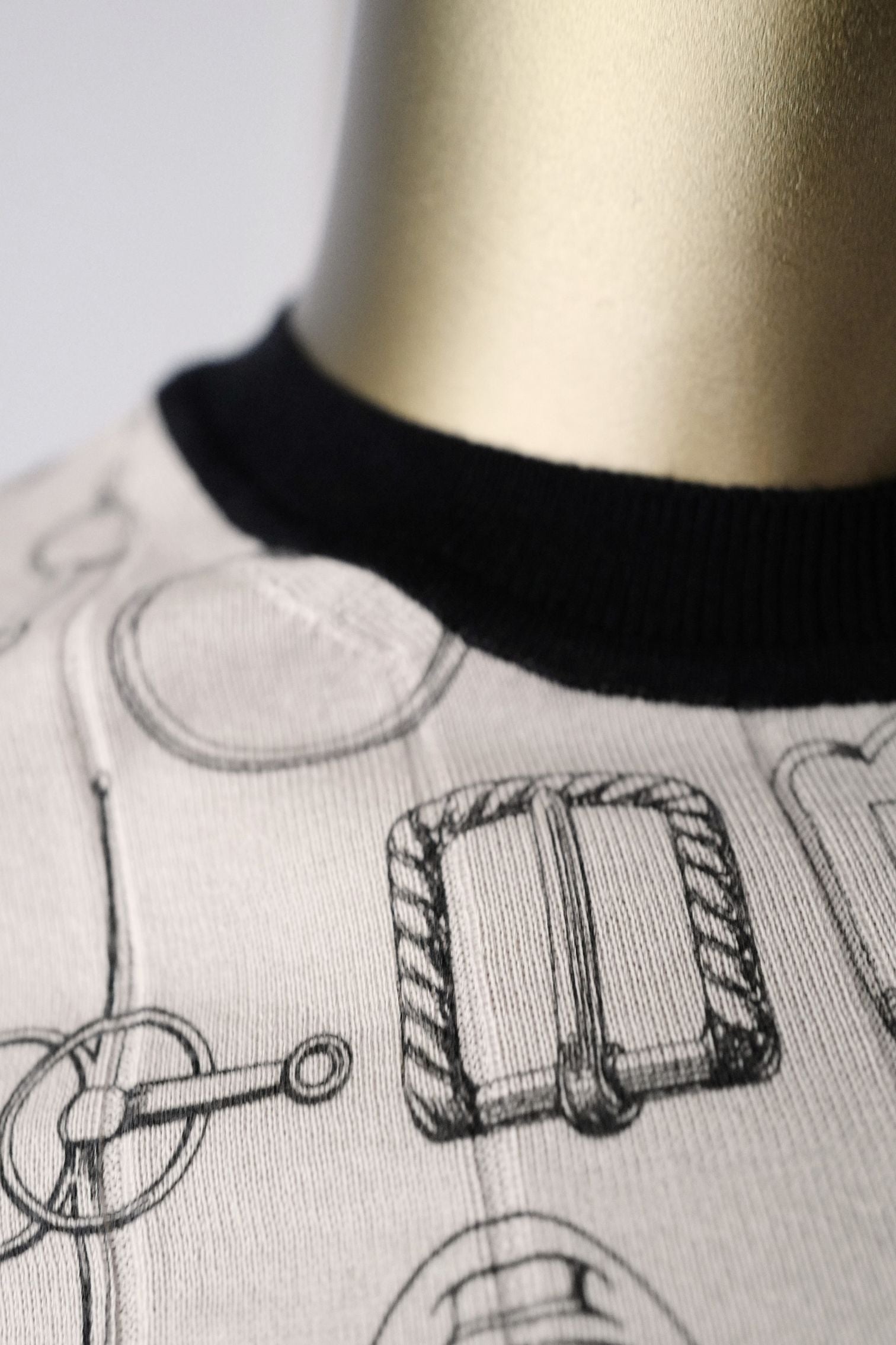 Hermès Short Sleeve Sweater "Cahier du Colporteur" Beige Cashmere Silk Size 36