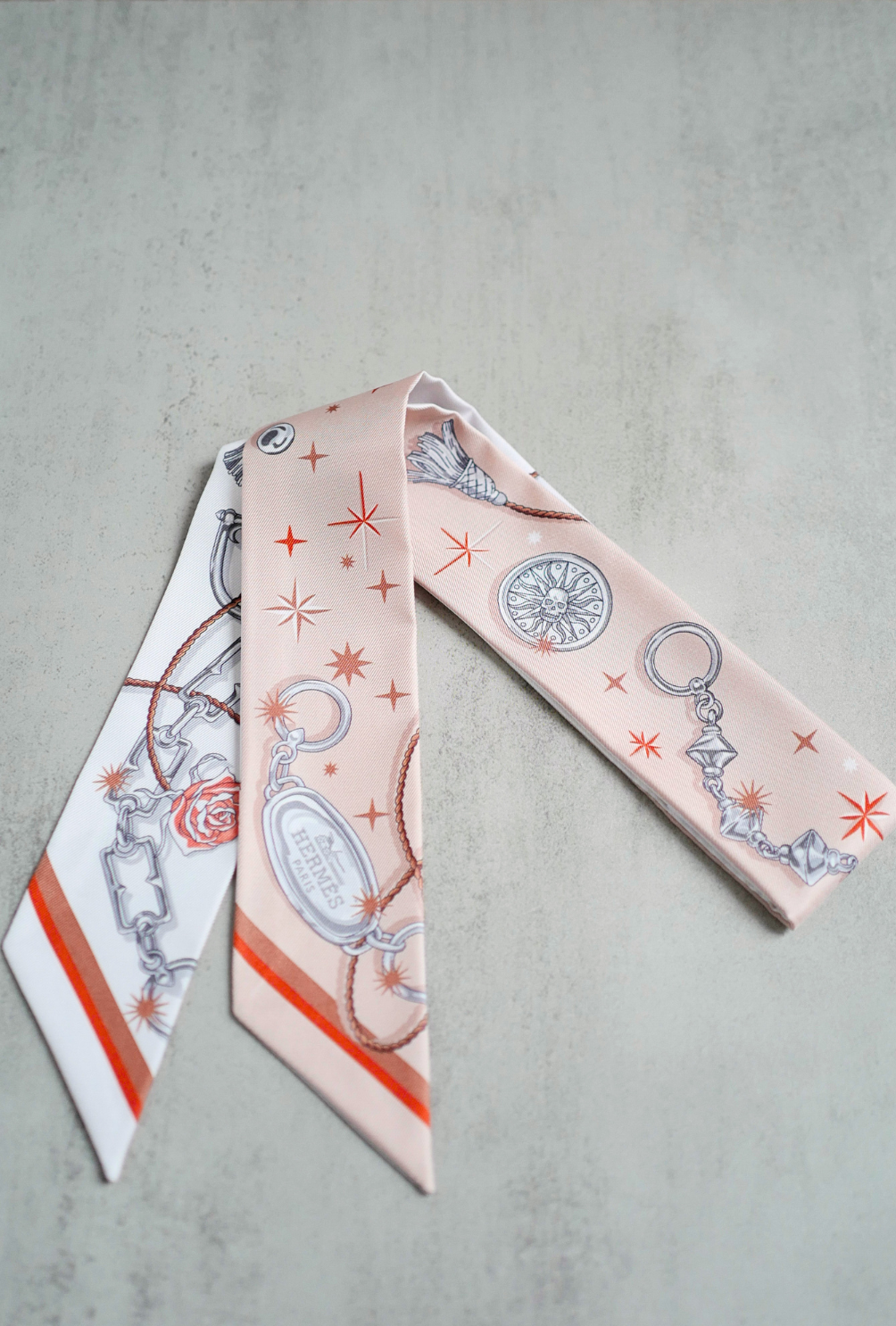 Hermès C’est La Fête Twilly Beige Rose / Caramel / Blanc