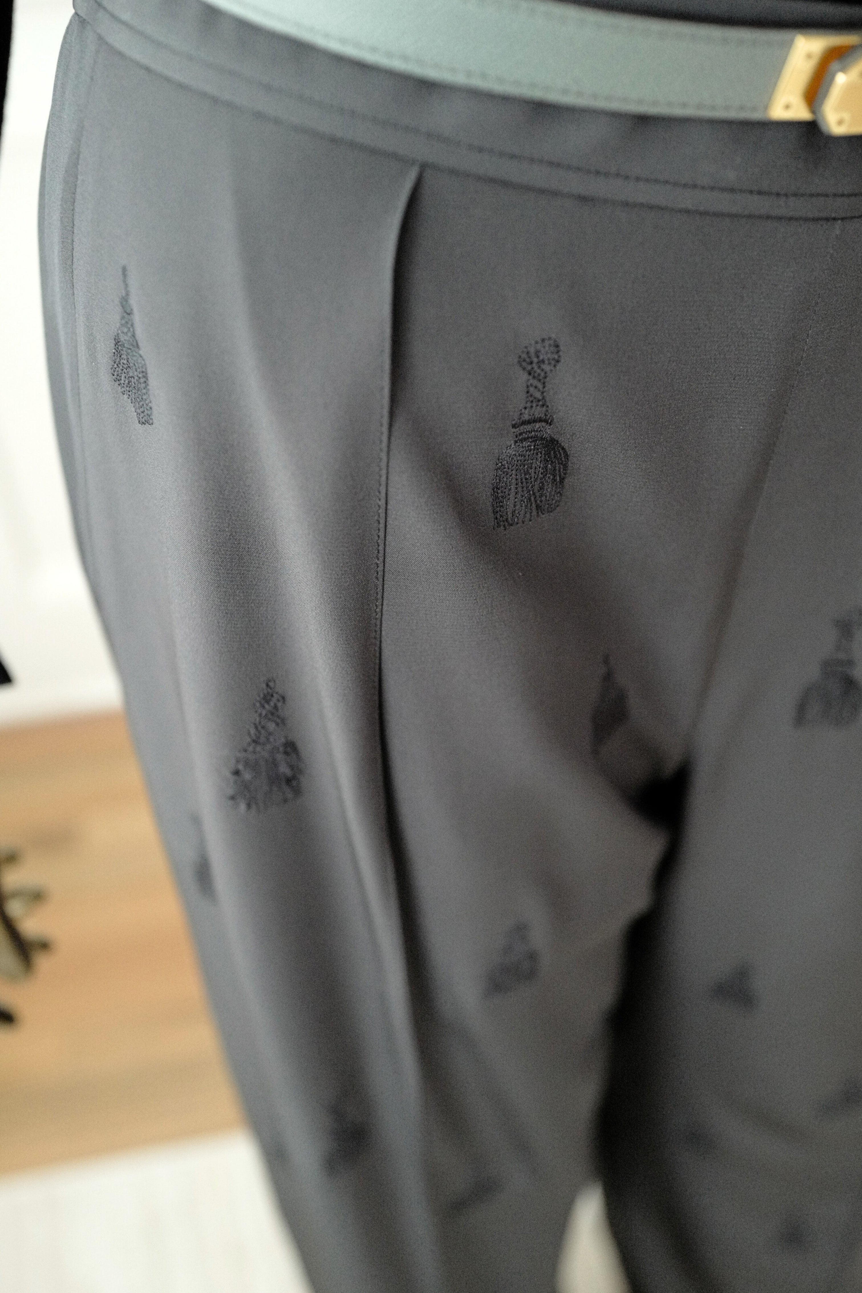 NEW Hermès Women’s Pajama Pants Embroidered Silk Canvas Gris Charbon Size 36