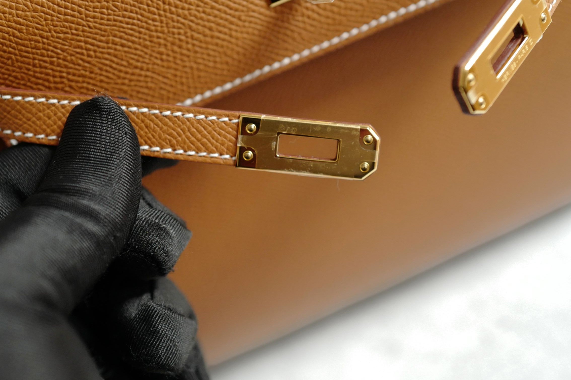 BNIB Hermes Kelly 25 Gold Epsom Sellier Gold Hardware G Stamp 2026
