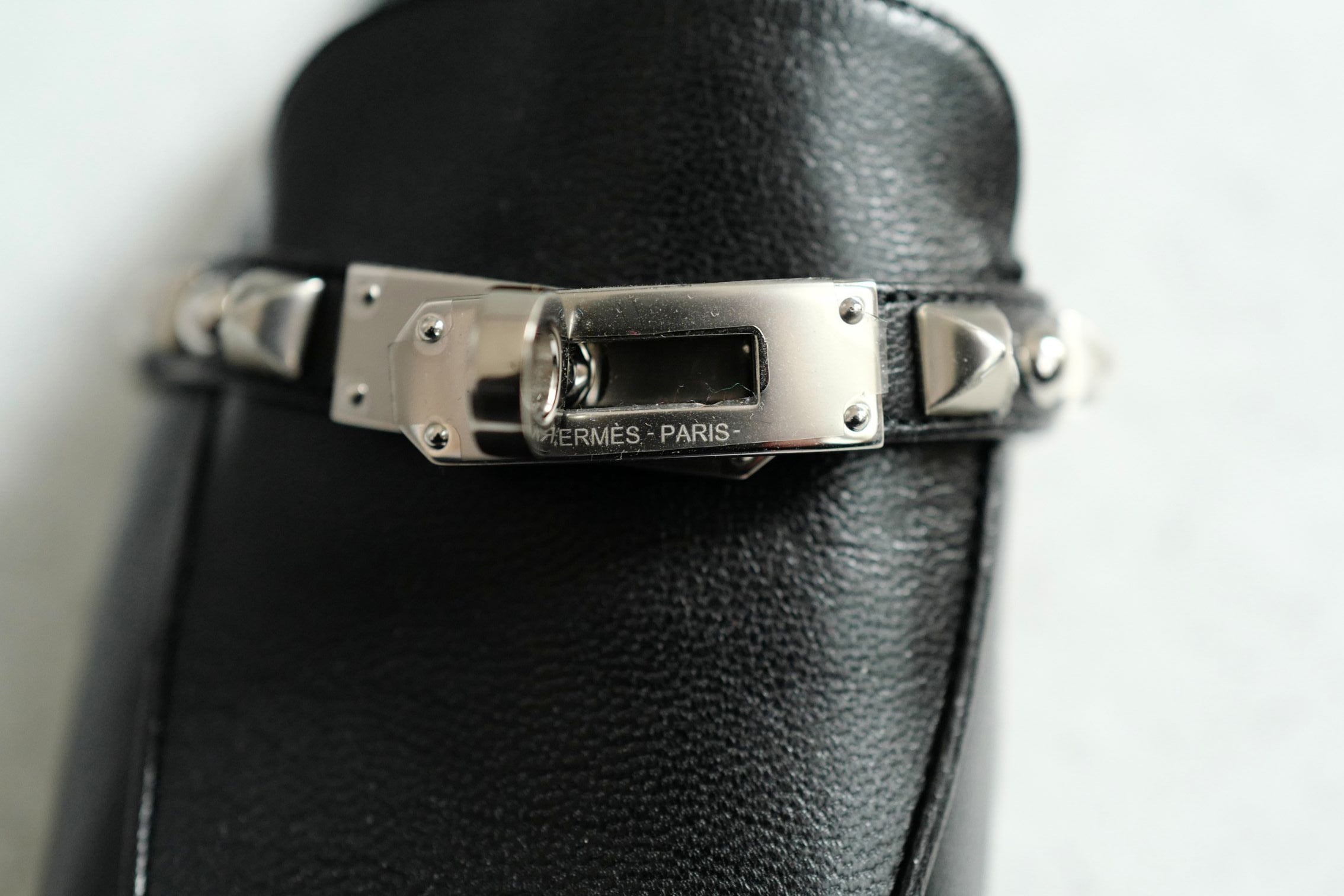 BNIB Hermes Mule Femme OZ Chevre/ Clous Noir 38