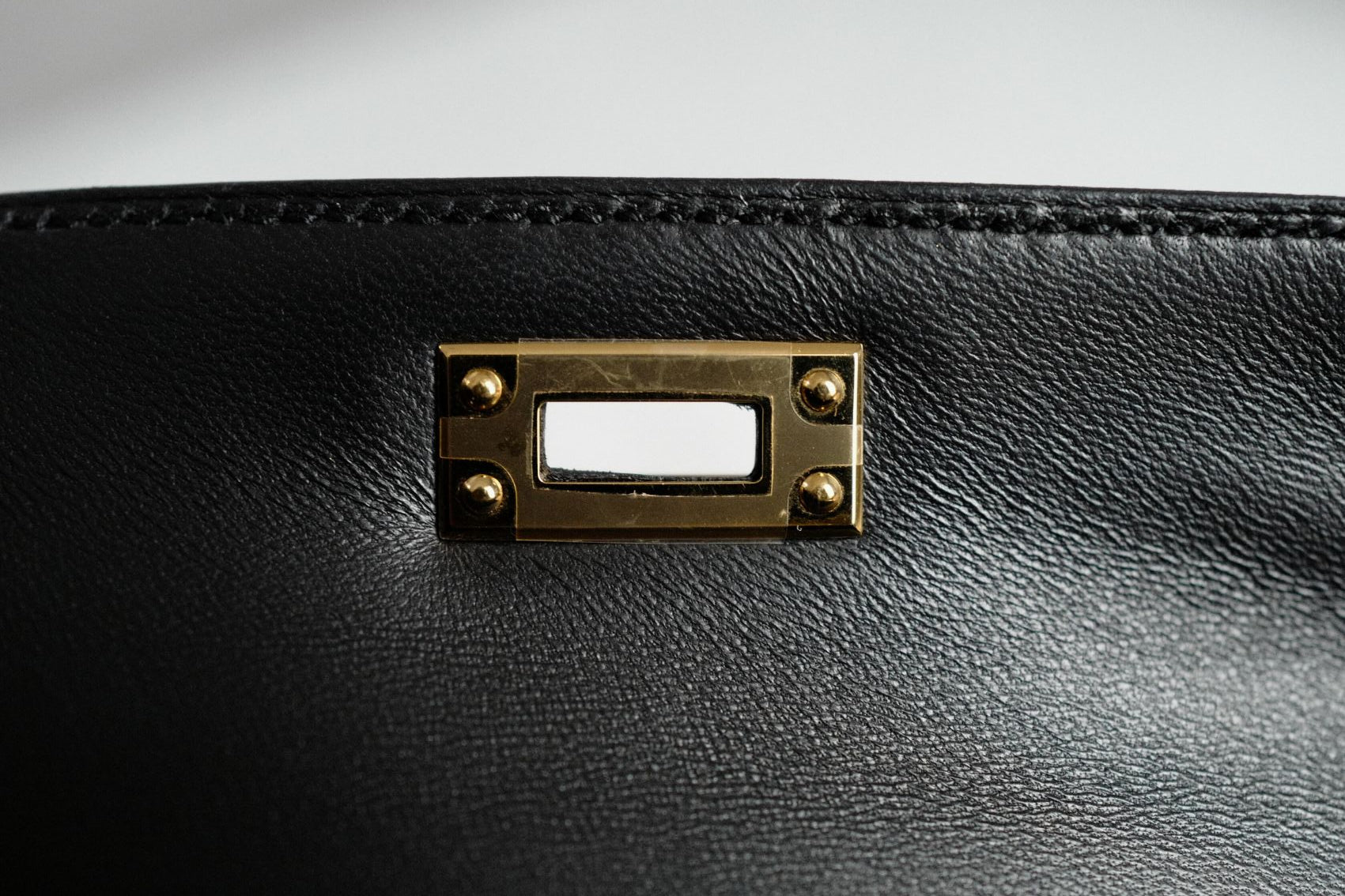 BNIB Hermès Mini Kelly 20 Black Epsom Leather with Gold Hardware Stamp W