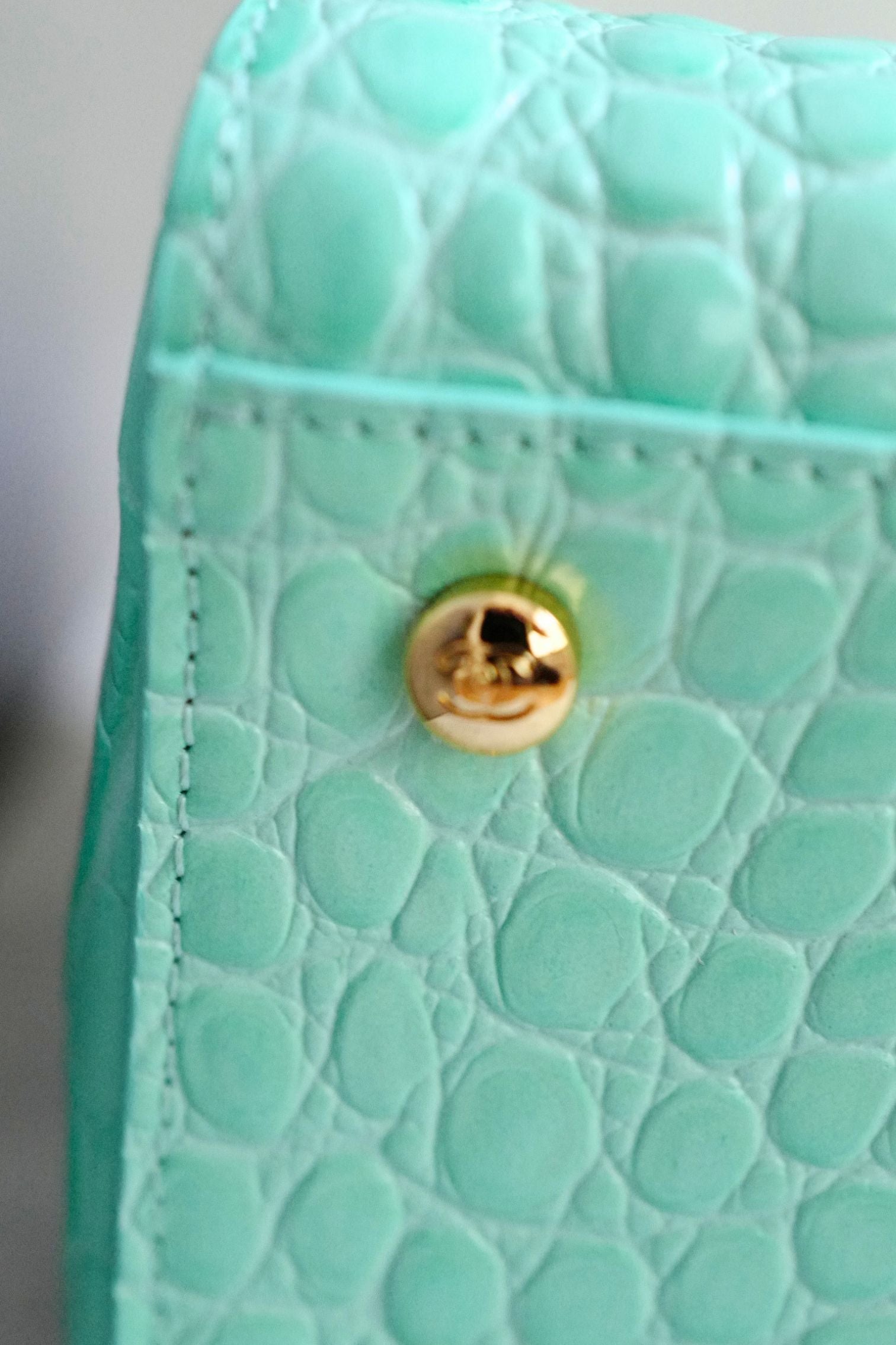 Chanel 26S Matthieu Blazy's Small Tote Green Crocodile Embossed Calfskin GHW
