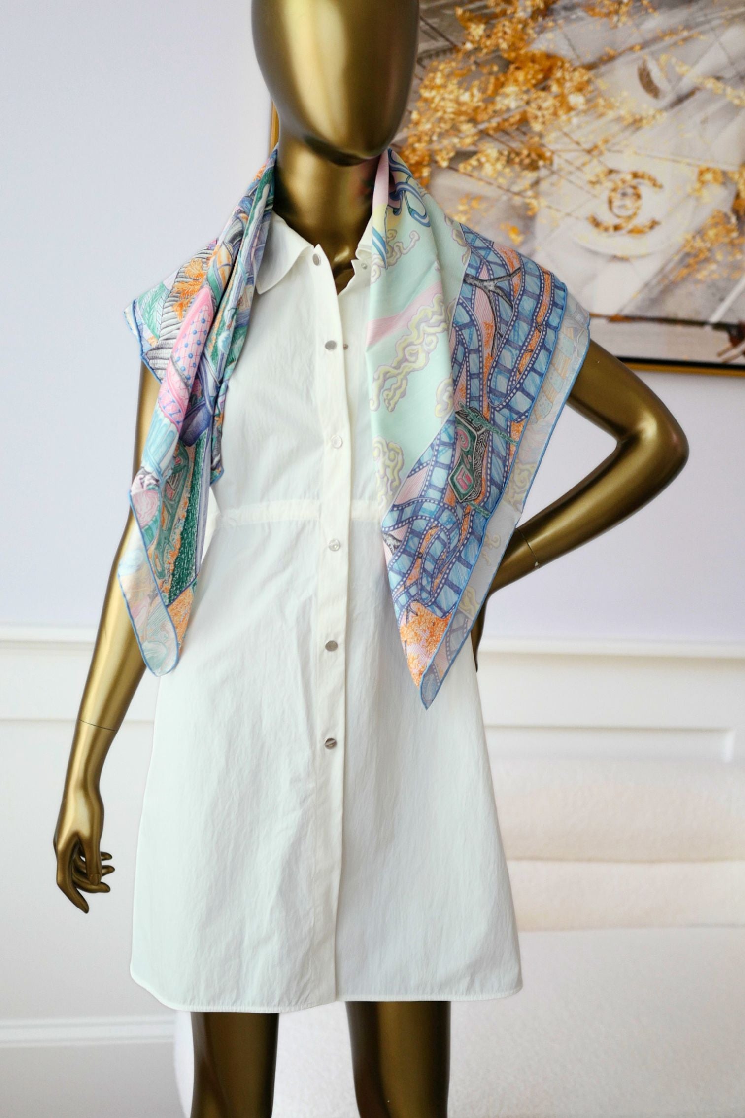 Hermès City of Light Scarf Bleu Jean/Rose/ Vert Véronèse 100% Silk 90