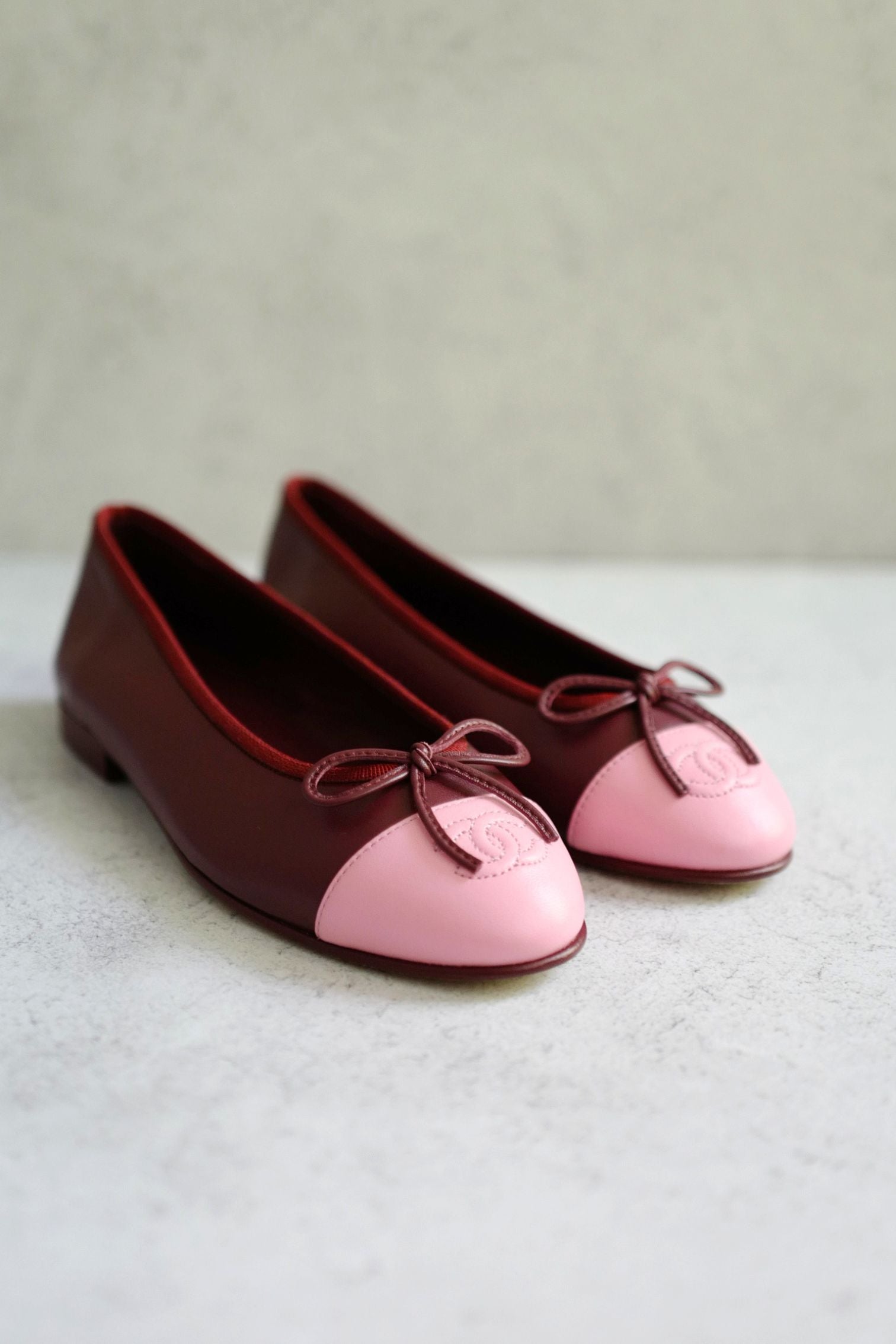 Chanel 26S Matthieu Blazy's Ballet Flats Burgundy Pink Lambskin Size 36C