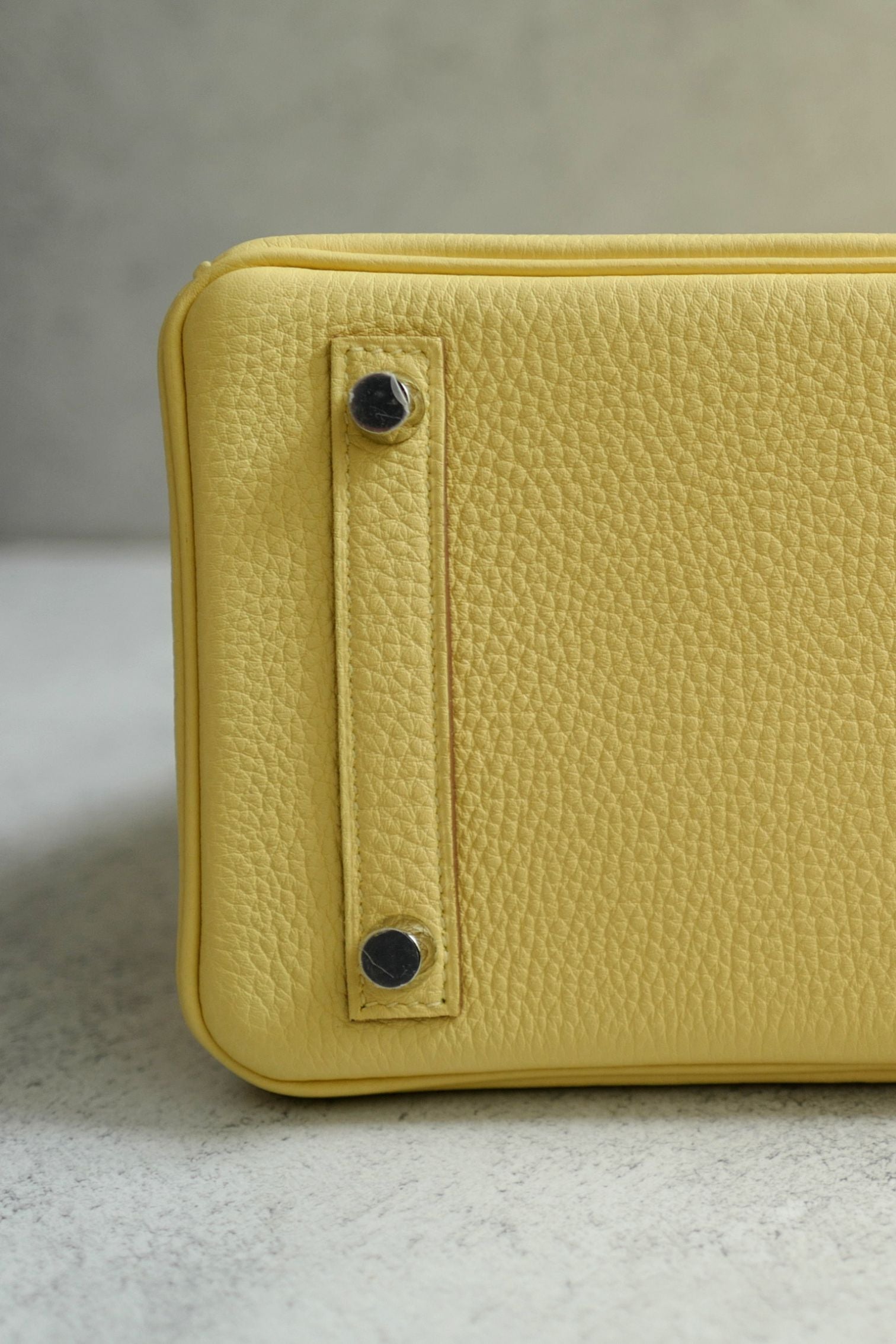 BNIB Hermès Birkin 25 Jaune Poussin Togo Leather Palladium Hardware G Stamp 2026