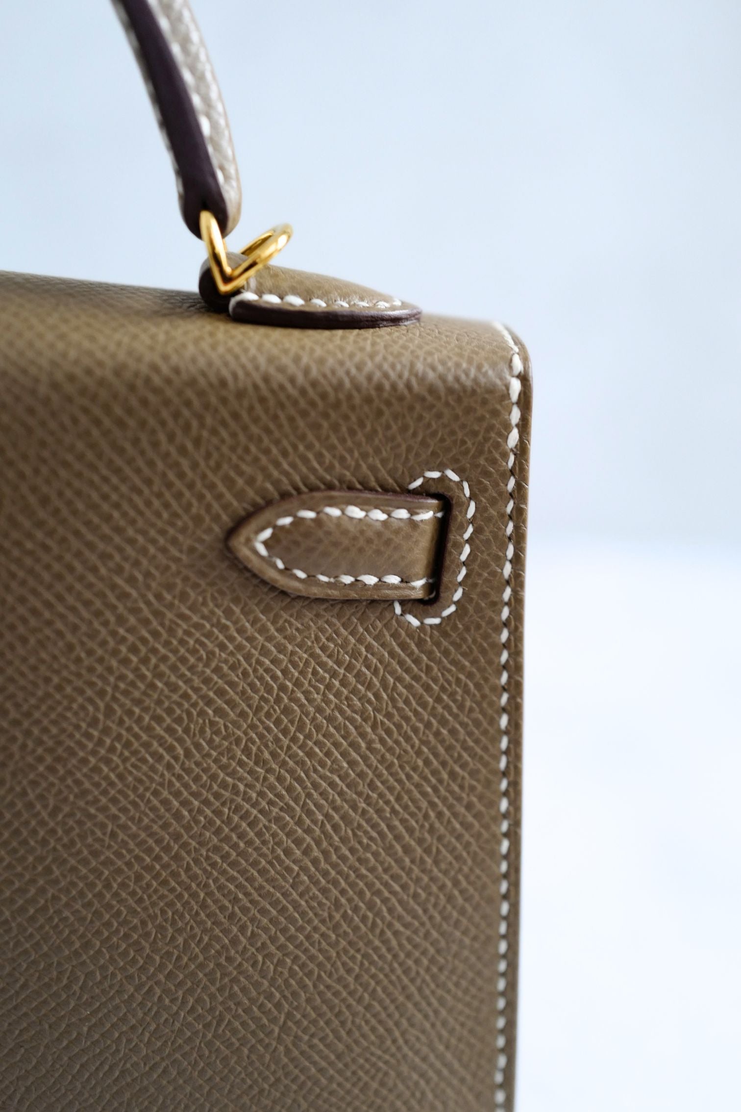 Hermès Mini Kelly Etoupe Epsom Leather Gold Hardware 2023 B Stamp