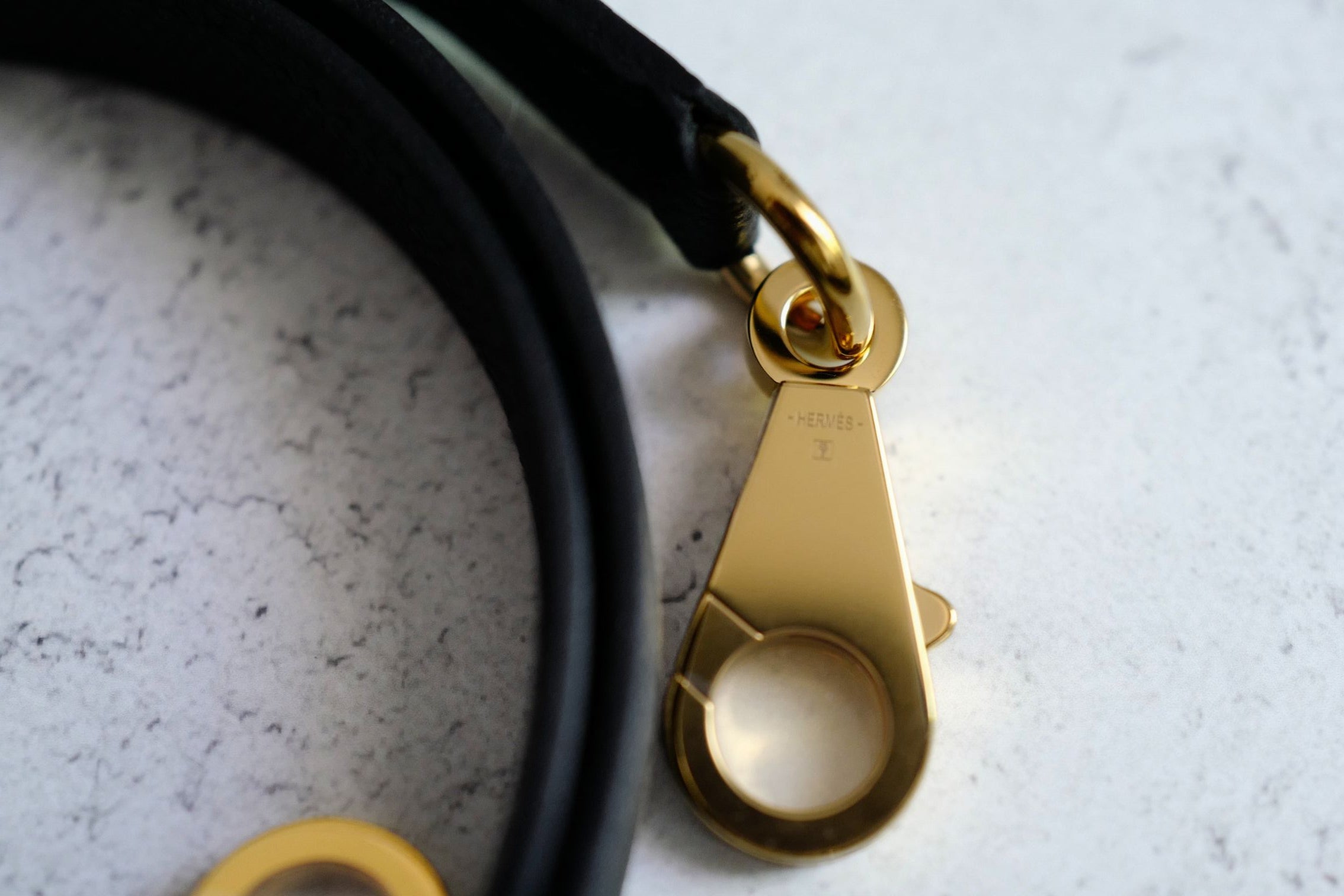 Hermès Kelly 25 Black Epsom Sellier Gold Hardware G Stamp 2026