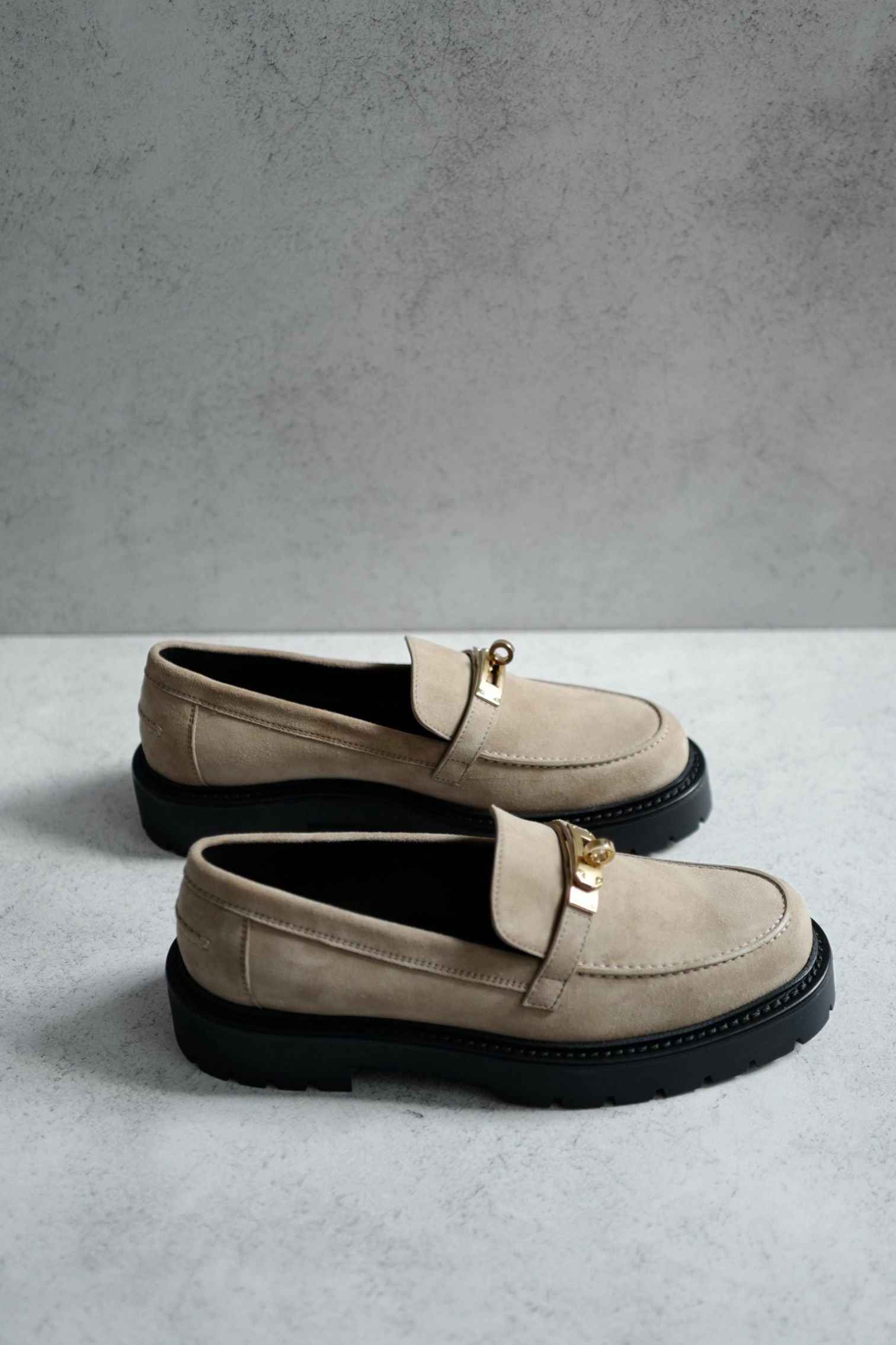 Hermes Shoes Icone Loafers Suede Beige Sable Size 38.5