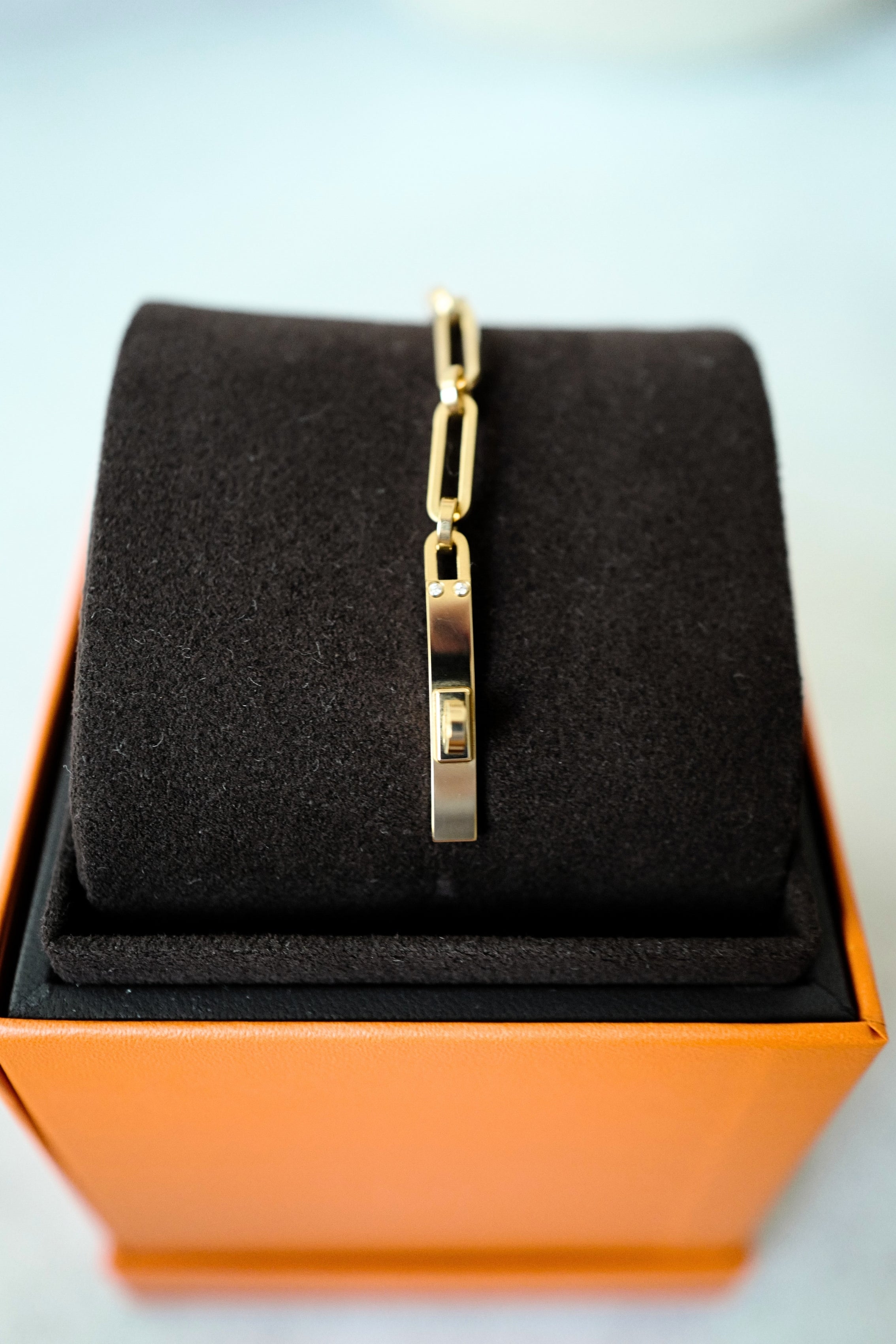 NEW Hermès Kelly Chaine Bracelet Small Model Yellow Gold with Diamonds