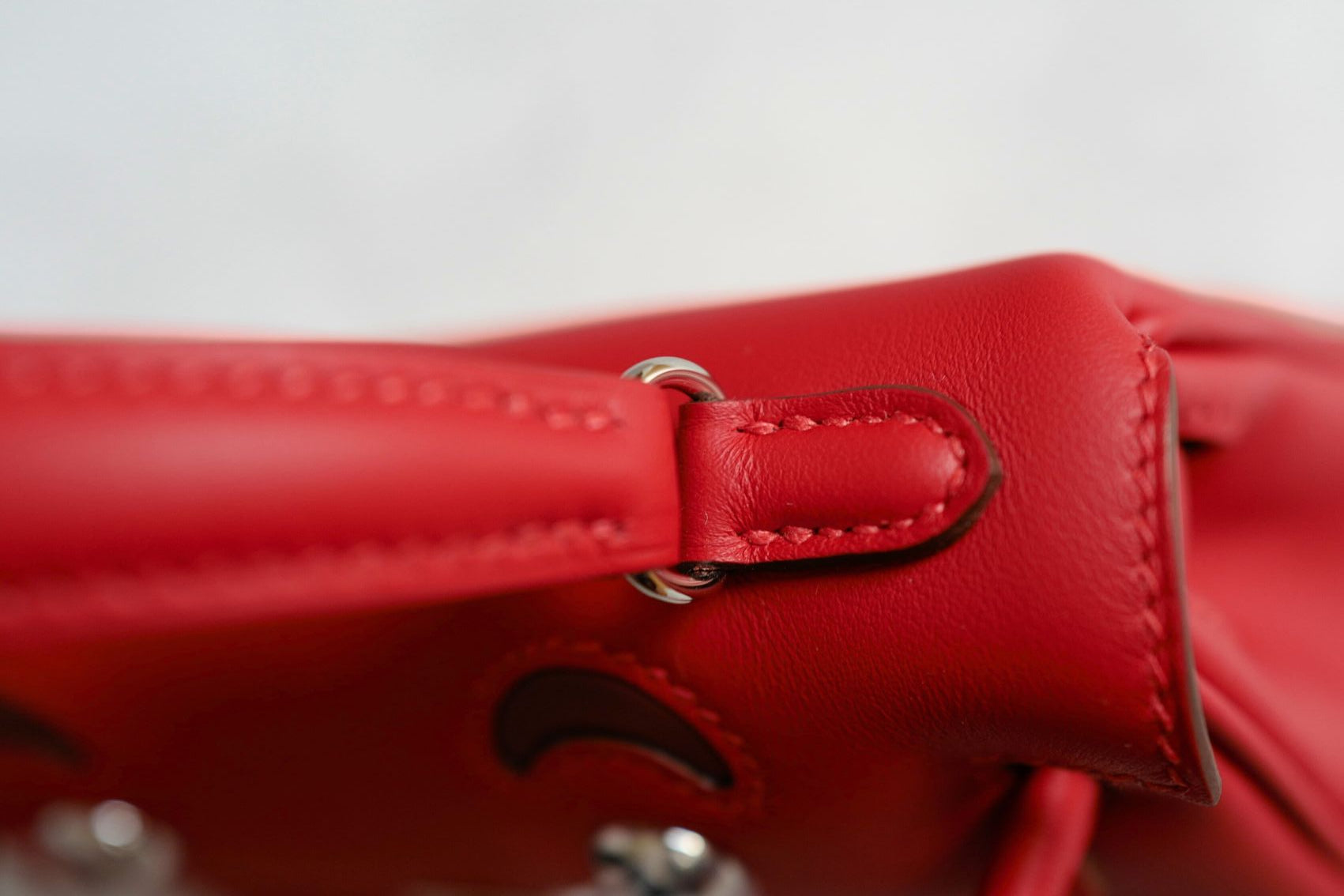 Hermès Kelly Doll Rouge De Coeur Swift Calfskin PHW G Stamp