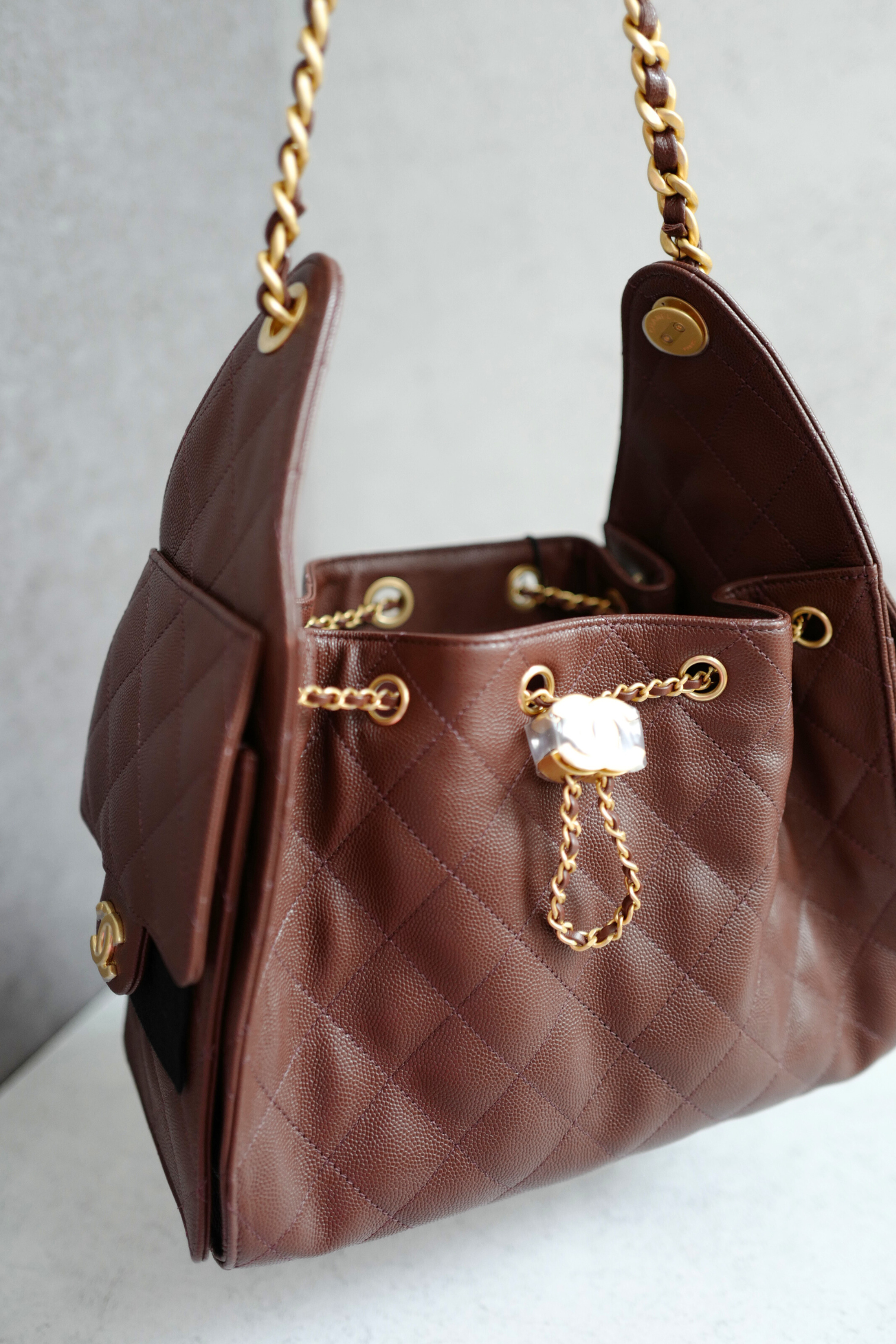 BNIB Chanel 25K Small Hobo Bag Dark Brown Grained Calfskin with Gold Hardware