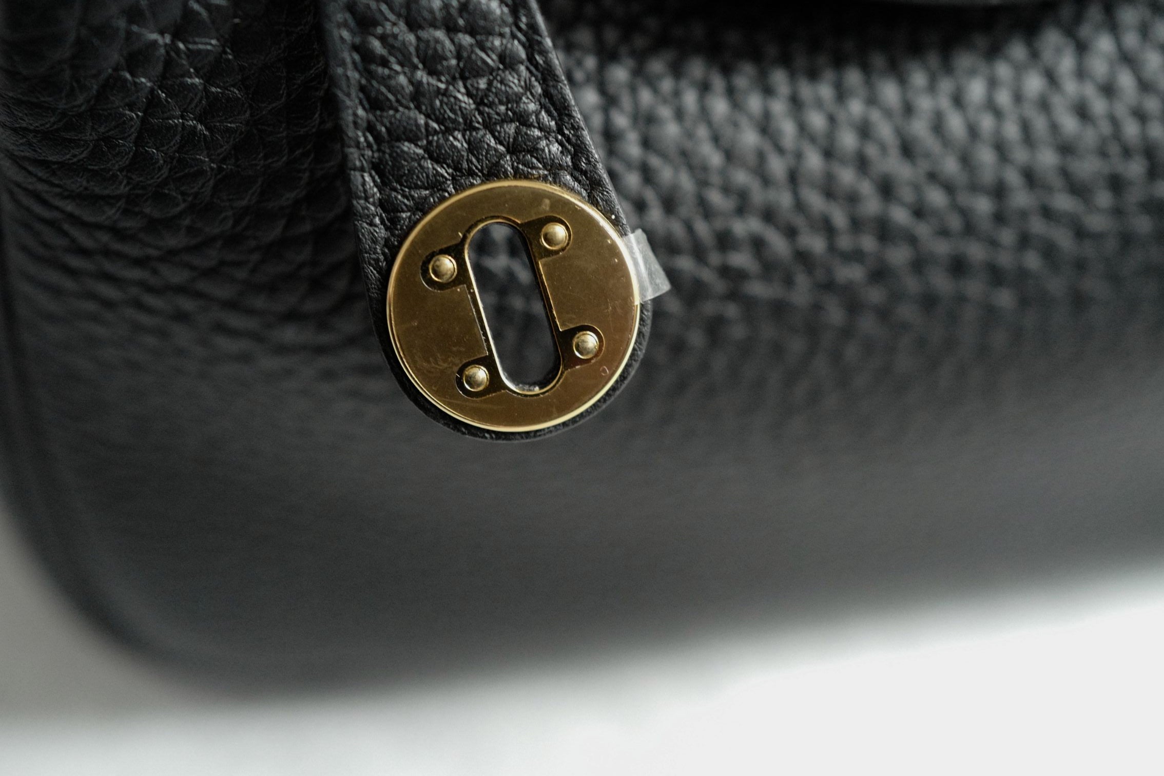 Brand New Hermès Mini Lindy Black Noir Clemence Gold Hardware U 2023