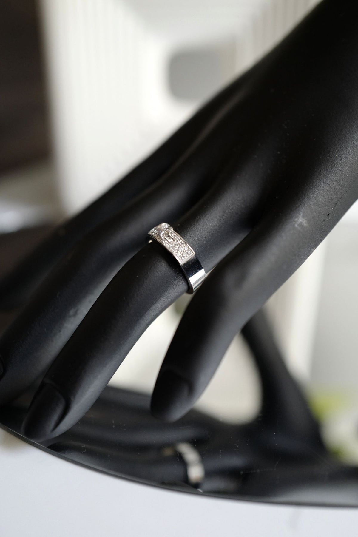 BNIB Hermes Kelly Ring in White Gold with Diamonds Size 50 $7500 Retail
