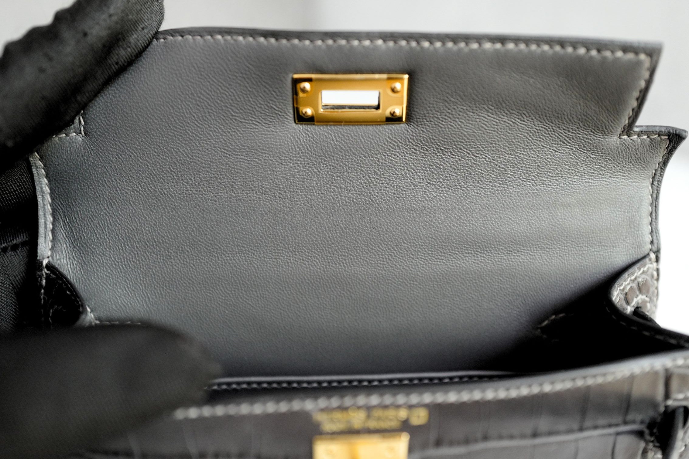 Hermès Mini Kelly Graphite Sellier Alligator Mississippiens K Stamp GHW