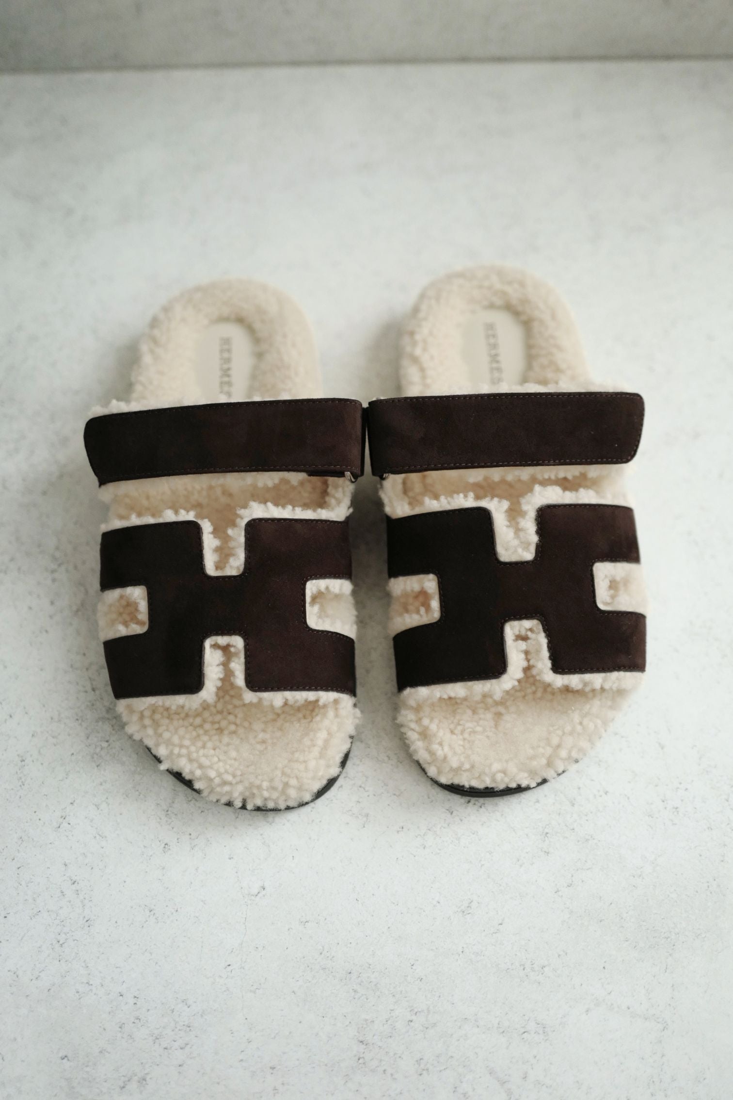 BNIB HERMÈS Chypre Sandals Goat Skin Suede Marron Ébène/Écru Size 38