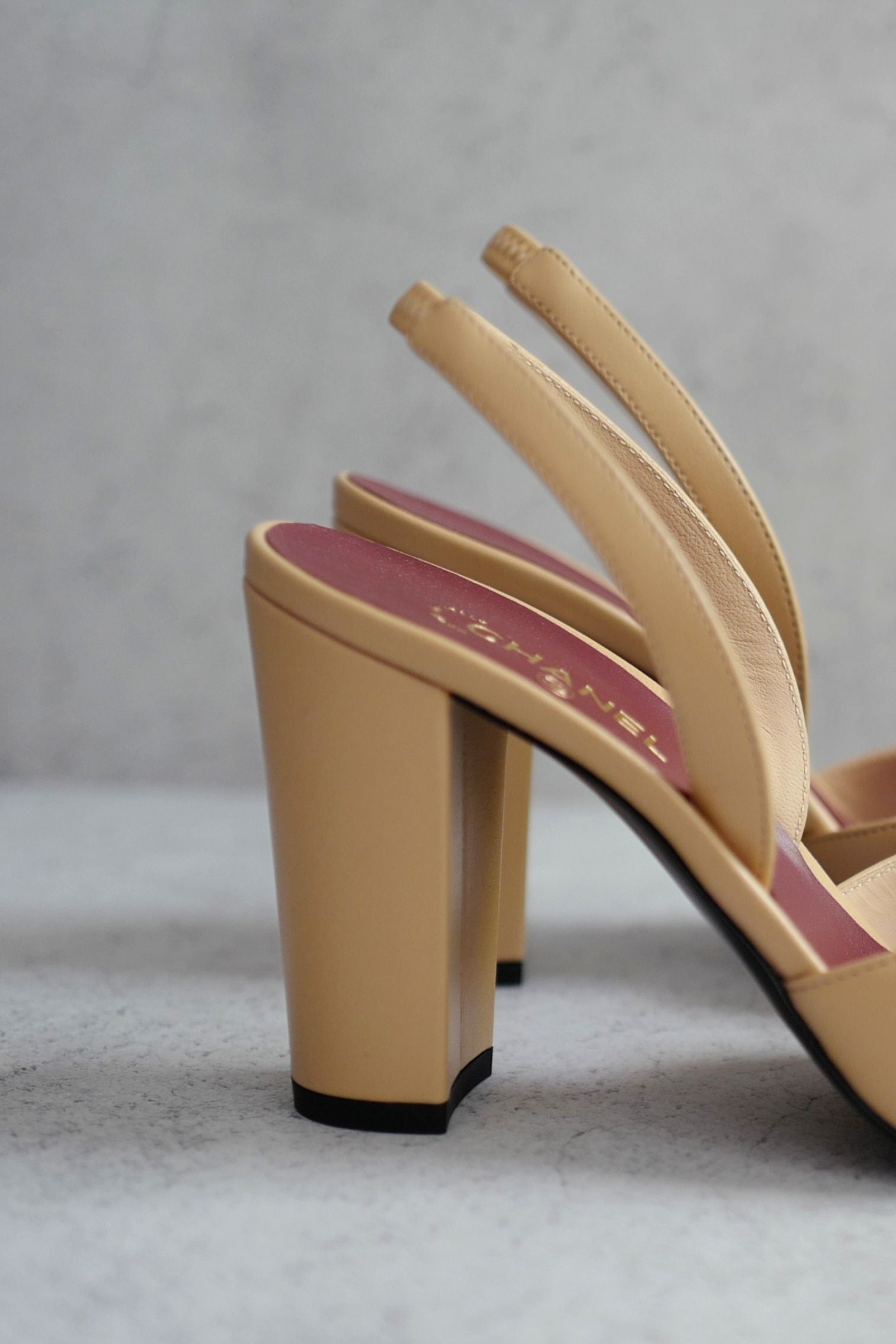 Chanel 26s Slingbacks Matthieu Blazy's Beige Black Lambskin Calfskin Size 38