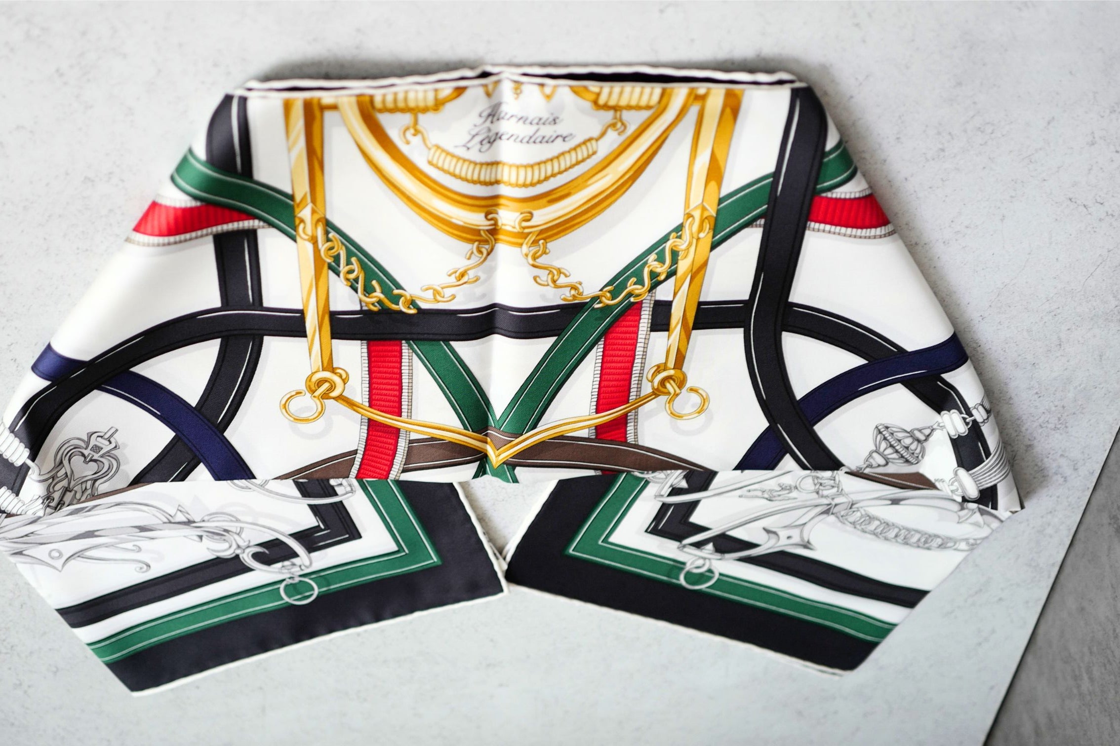 Hermès Harnais Legendaire Scarf Blanc/Vert Loden/Rouge Silk Twill 90