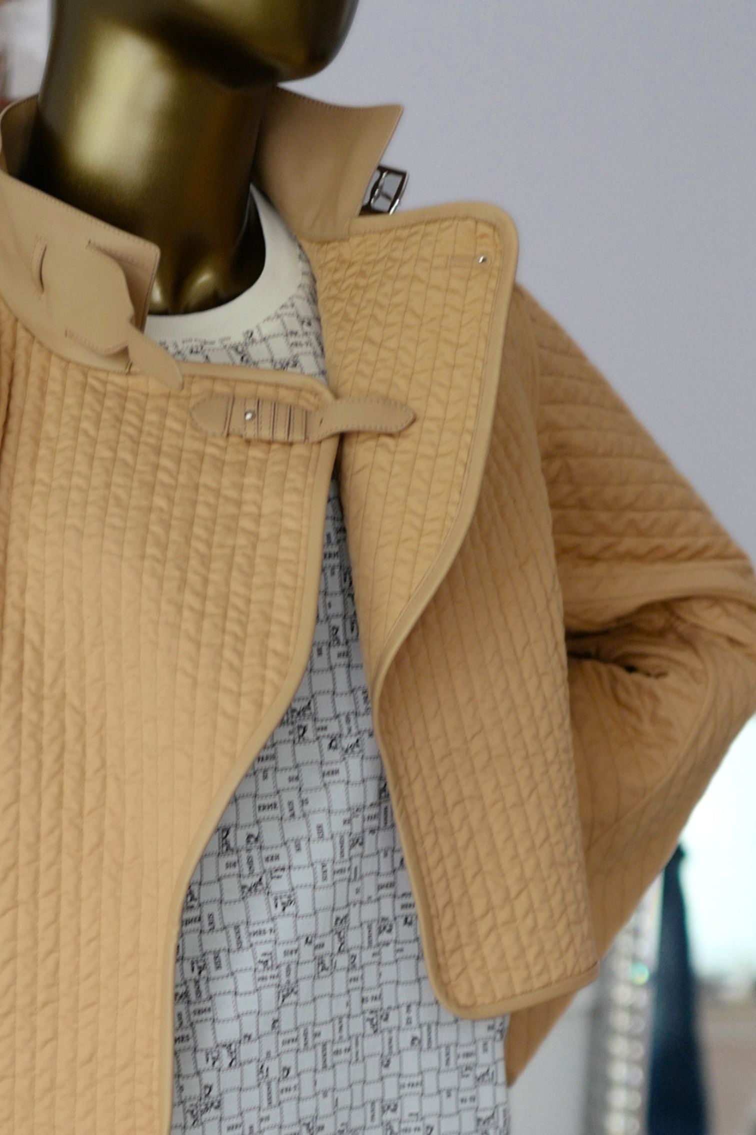NEW Hermès Quilted Outdoor Jacket Beige Cajou size 36