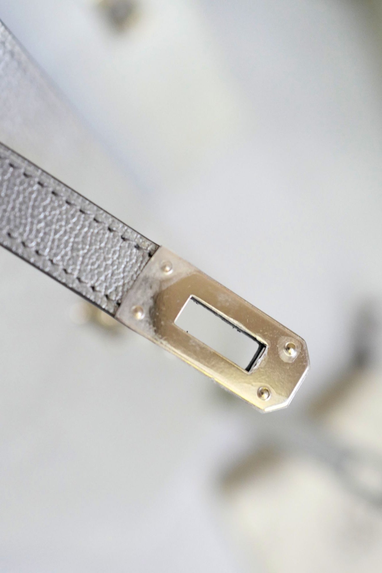 Hermès Kelly To Go Wallet Dore Argent Silver Metallic Chamkilight Goatskin 2026