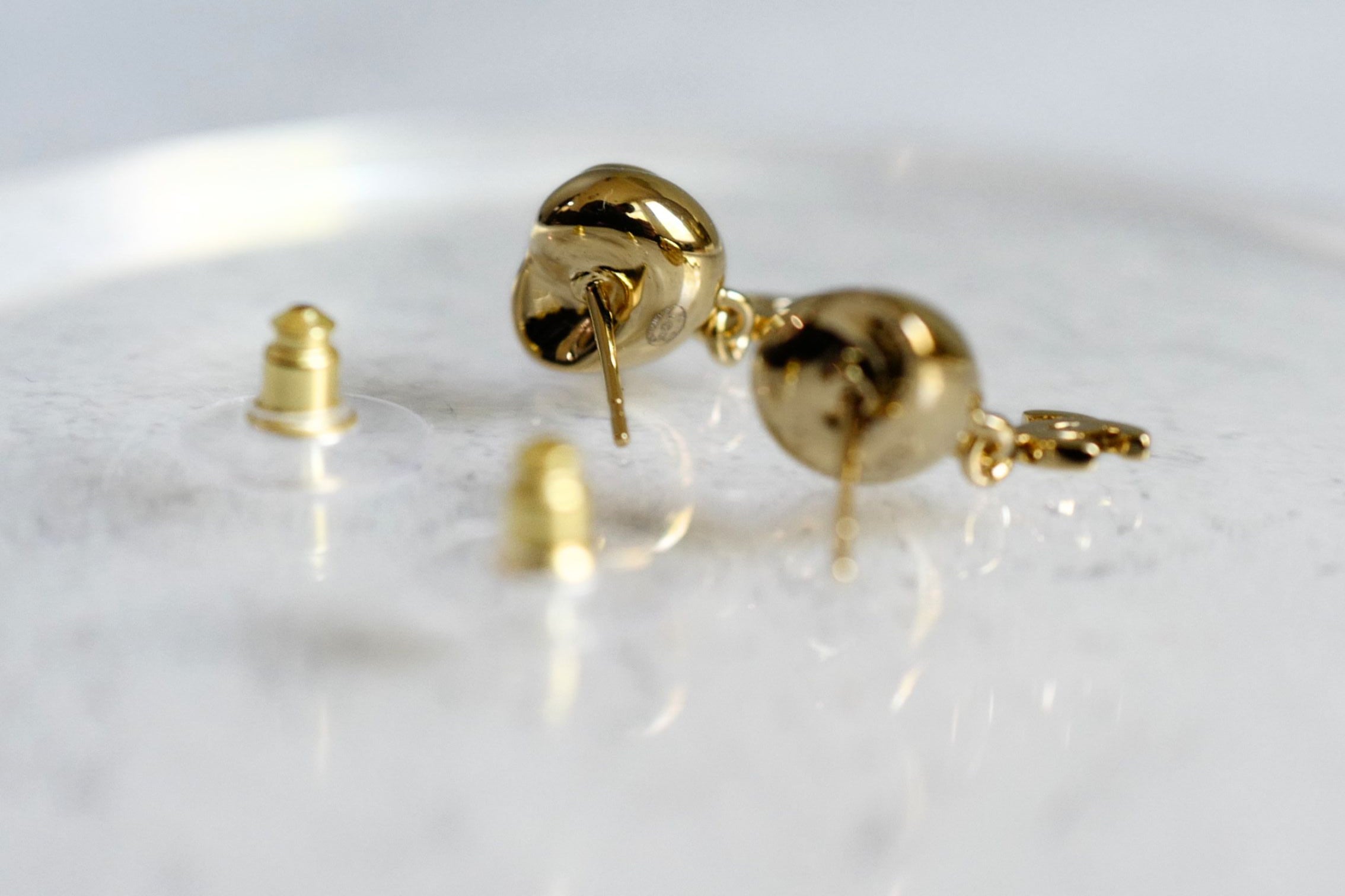 Chanel 26M Coco Beach Pendant Earrings Metal Gold