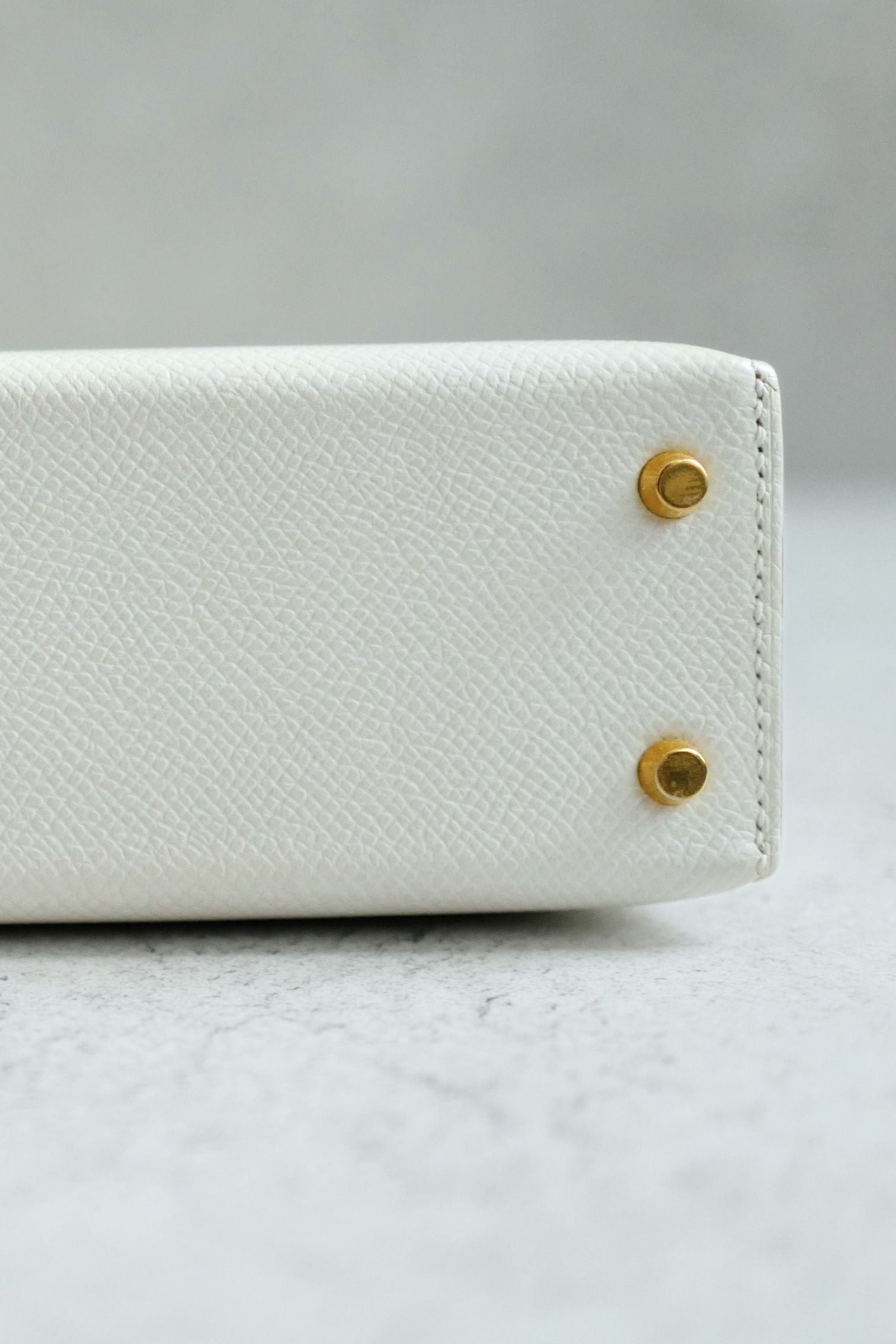 Hermès Mini Kelly 20 Gris Pale Epsom Leather Gold Hardware
