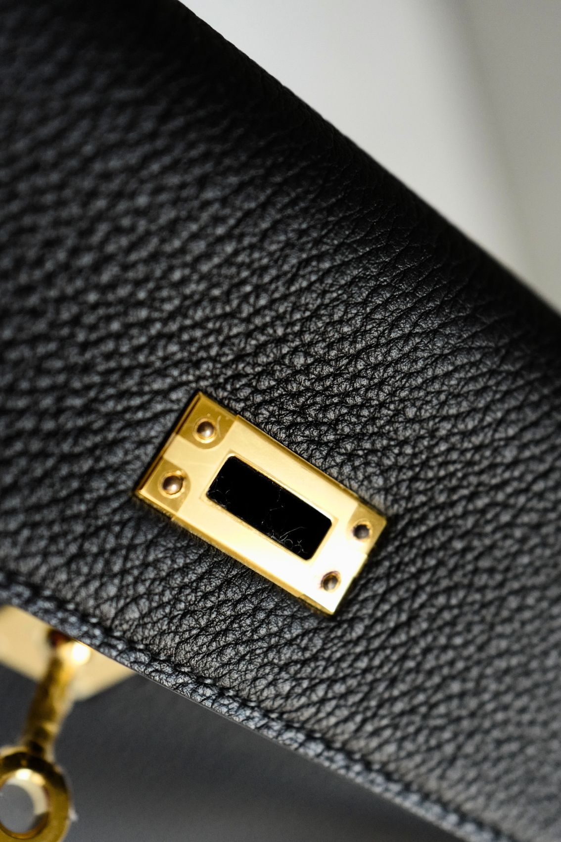 NEW Hermès Kelly 25 Black Togo Leather Gold Hardware K Stamp