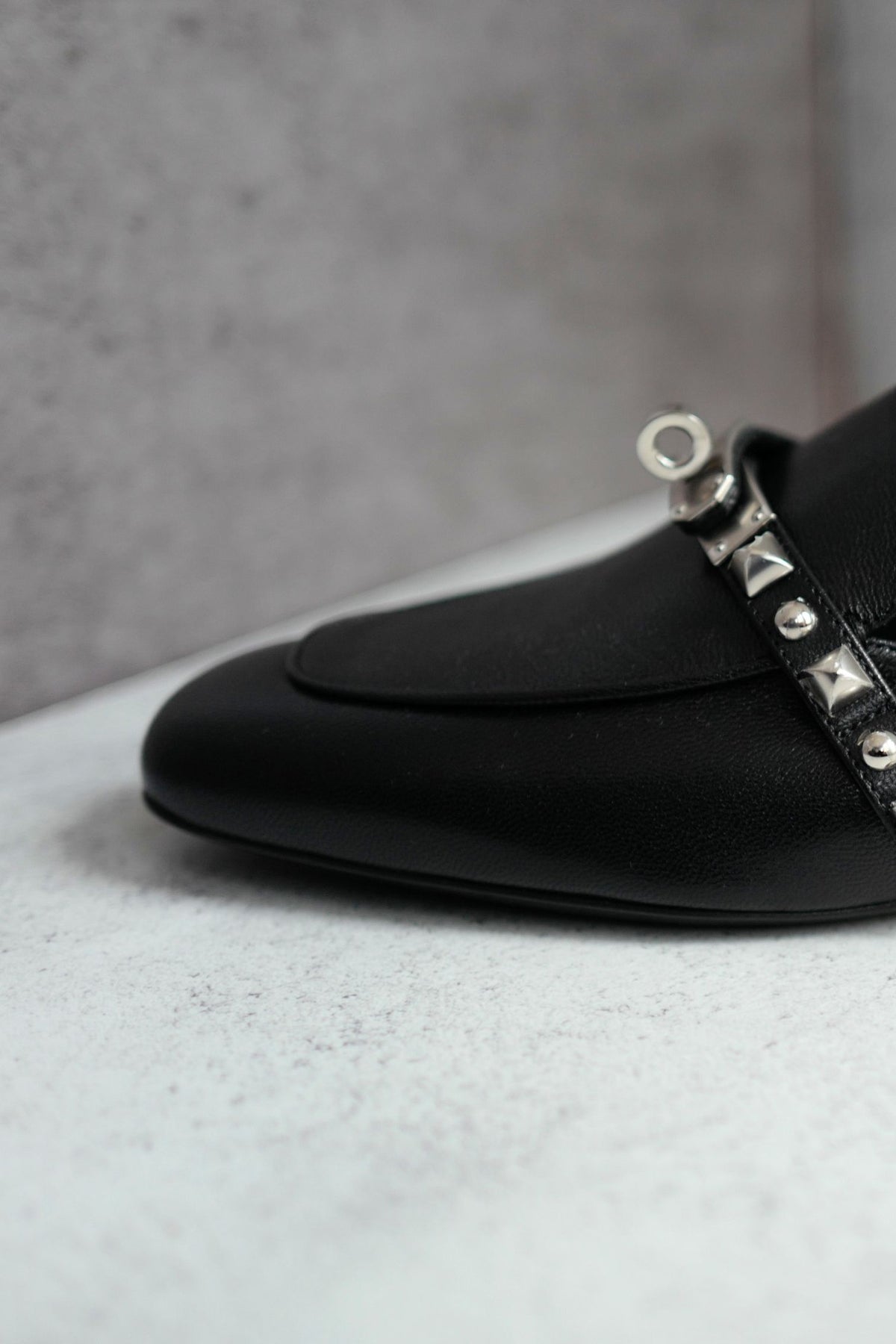 BNIB Hermes Mule Femme OZ Chevre/ Clous Noir 38