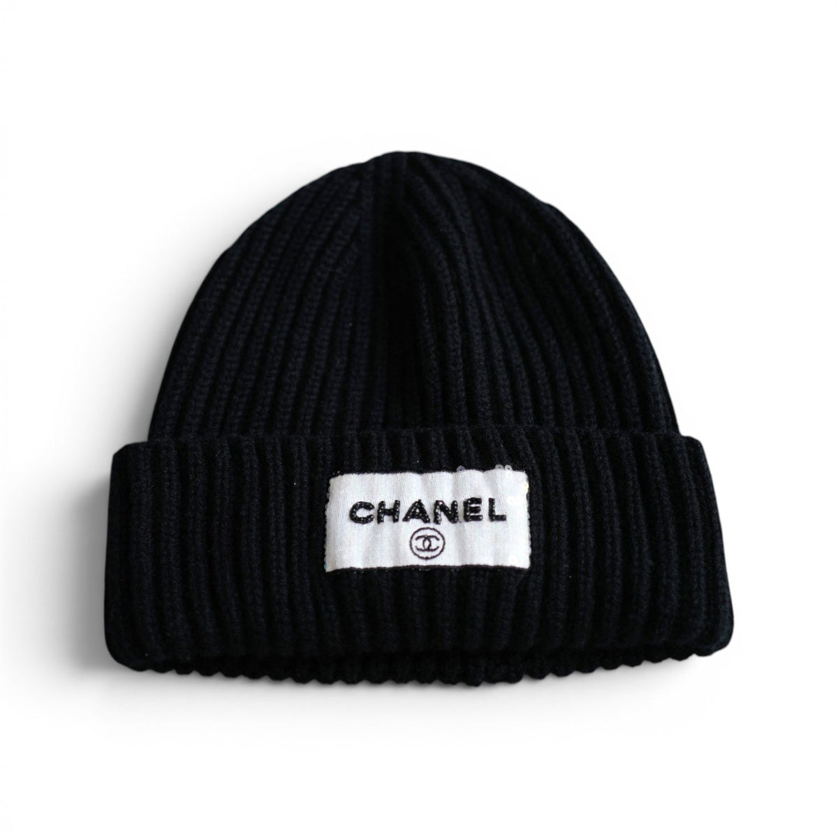 Chanel Black Cashmere Beanie Sequin CHANEL Logo Hat New 23