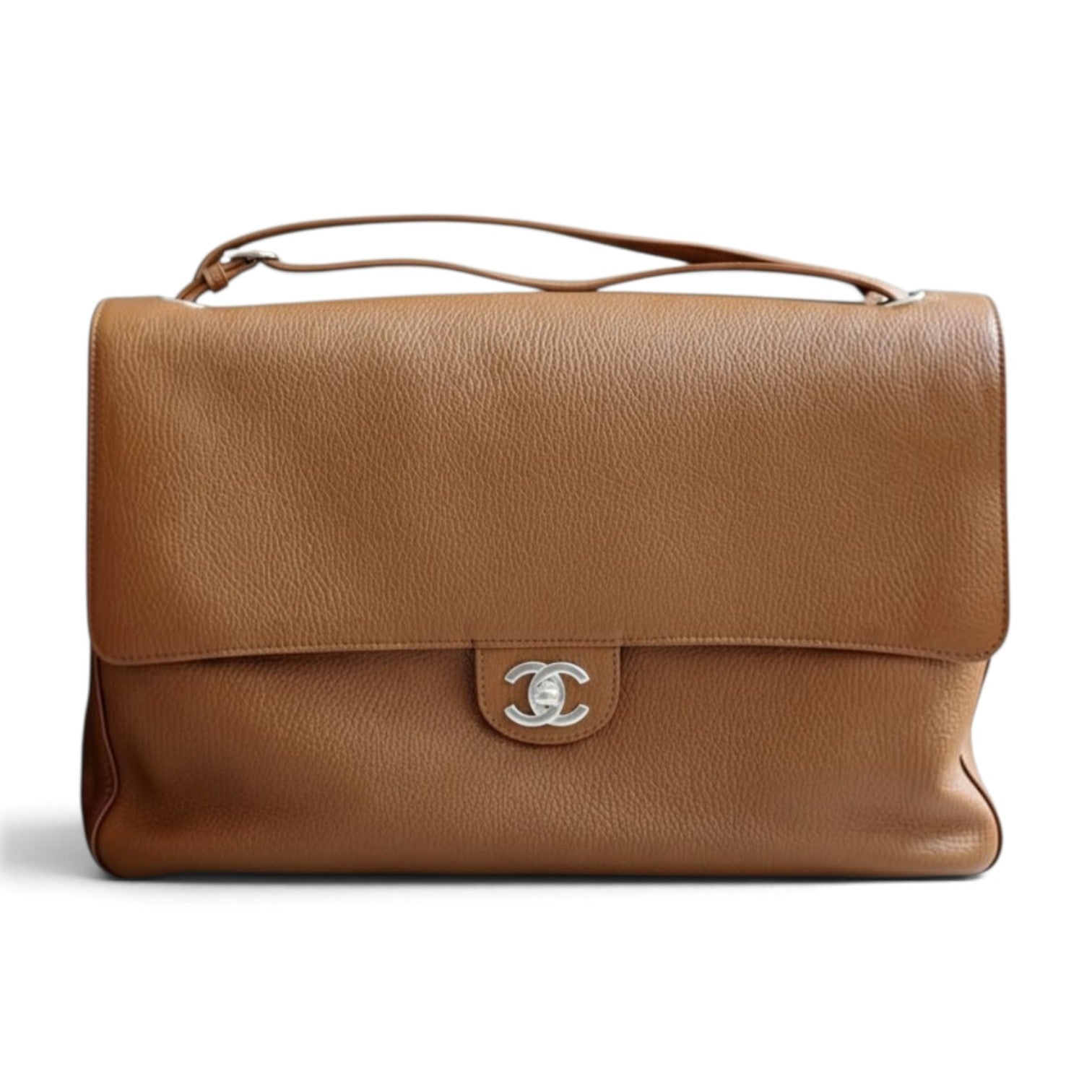 Chanel 26A Matthieu Blazy Maxi 38 Flapbag Camel Grained Calfskin Silver HW