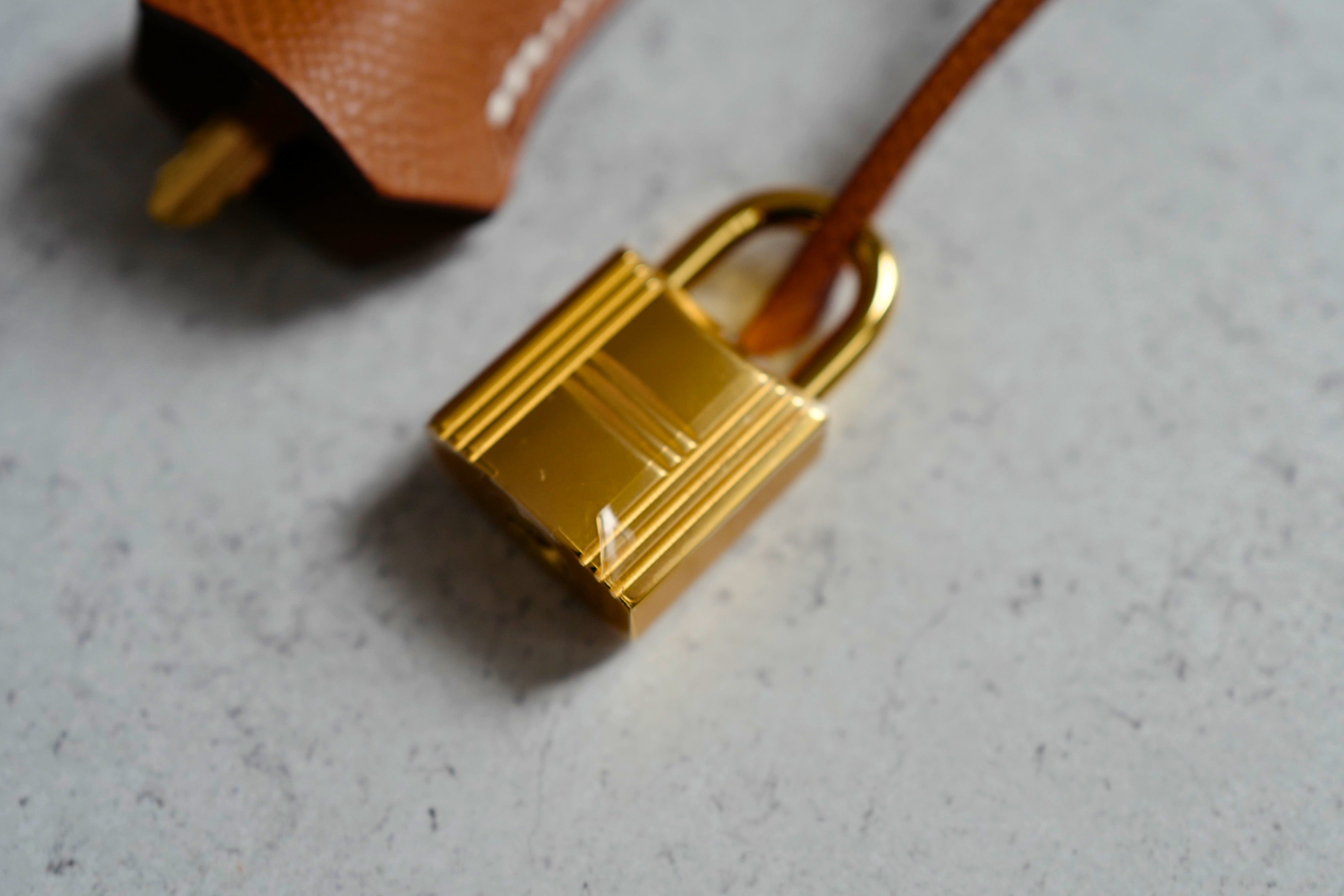 BNIB Hermes Kelly 25 Gold Epsom Sellier Gold Hardware G Stamp 2026