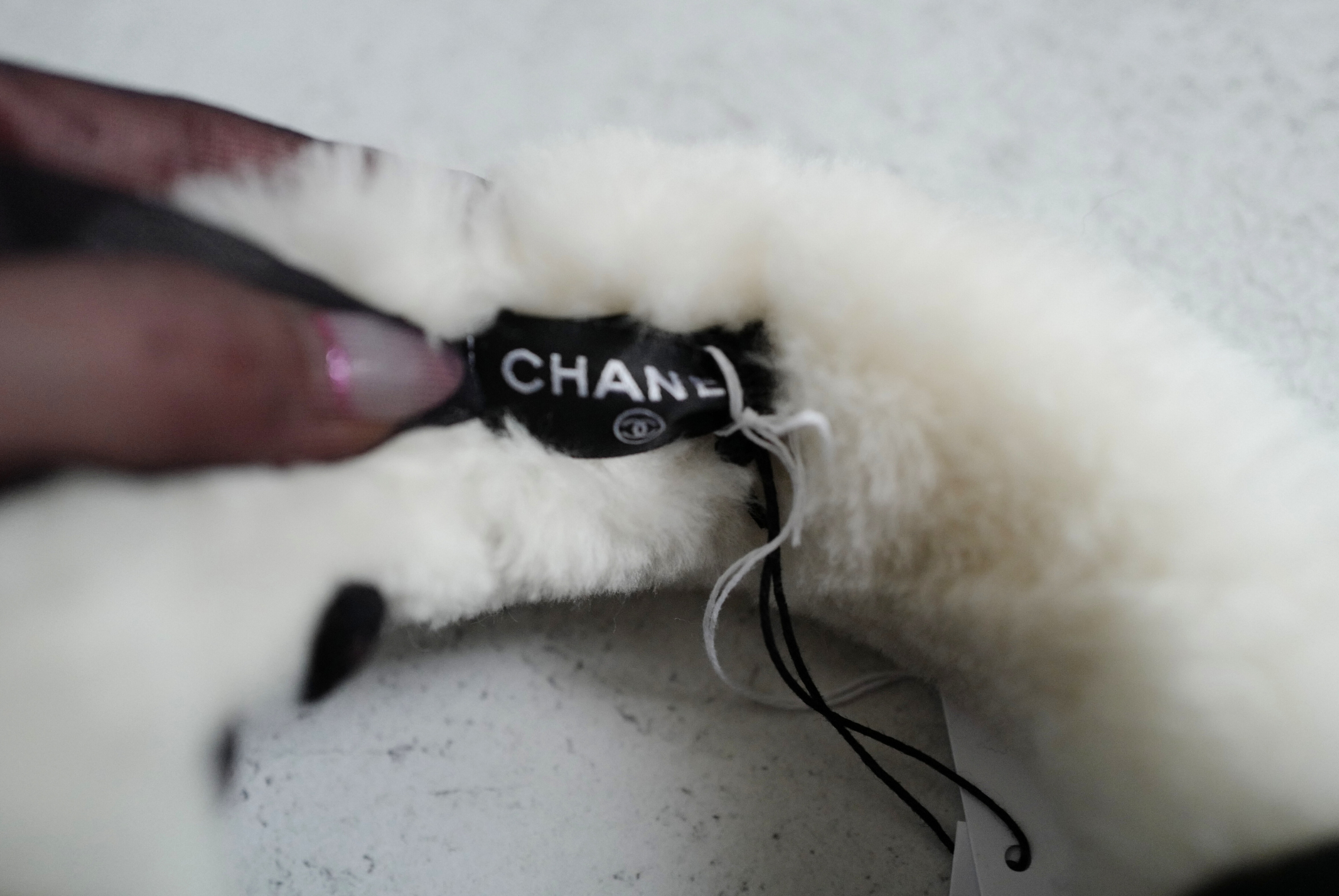 BNIB Chanel 25N Coco Neige Shearling Earmuffs in Black and White