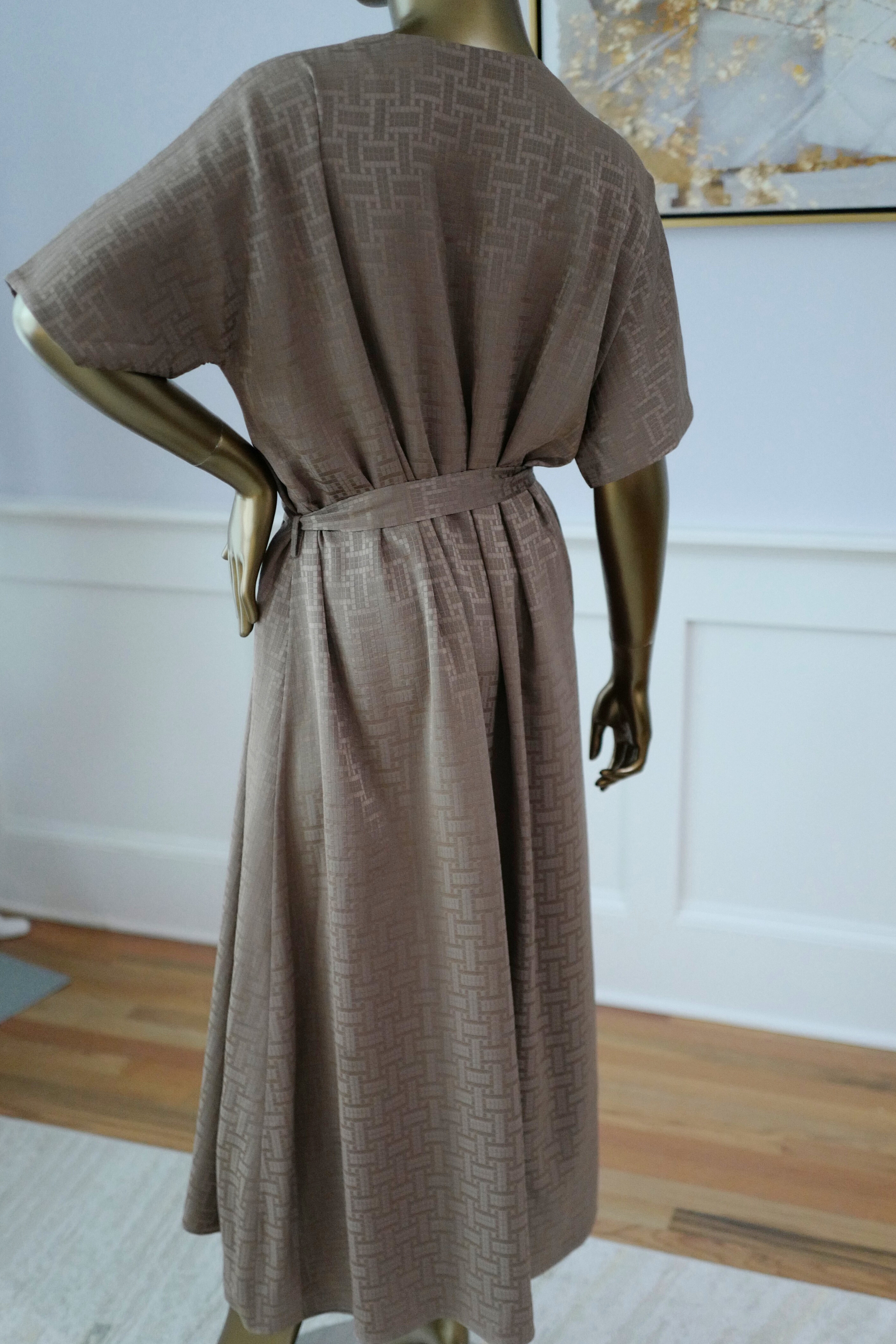 NEW Hermès Mosaique Belted Caftan Dress in Jacquard Silk Gris Étoupe Size 36