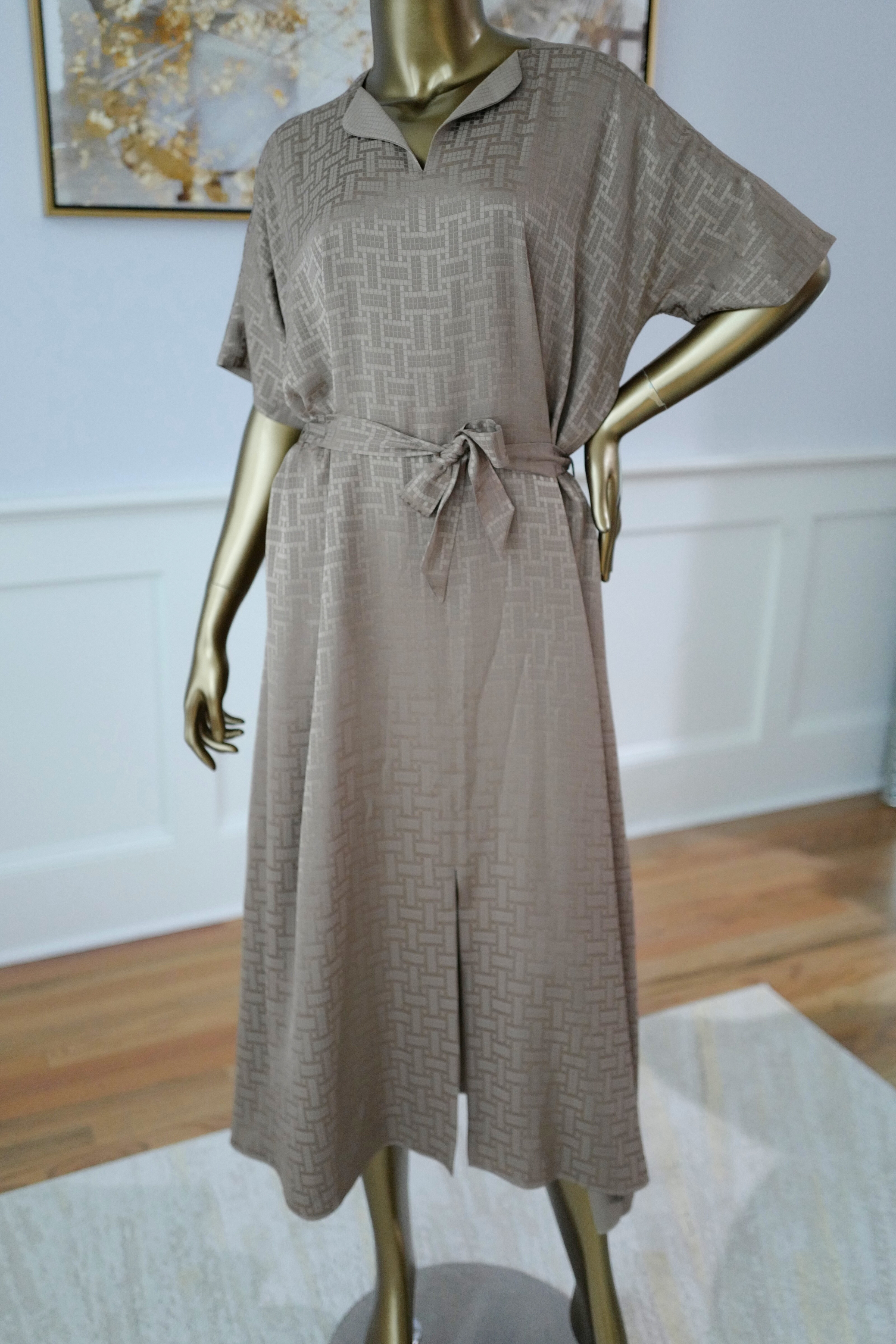 NEW Hermès Mosaique Belted Caftan Dress in Jacquard Silk Gris Étoupe Size 36