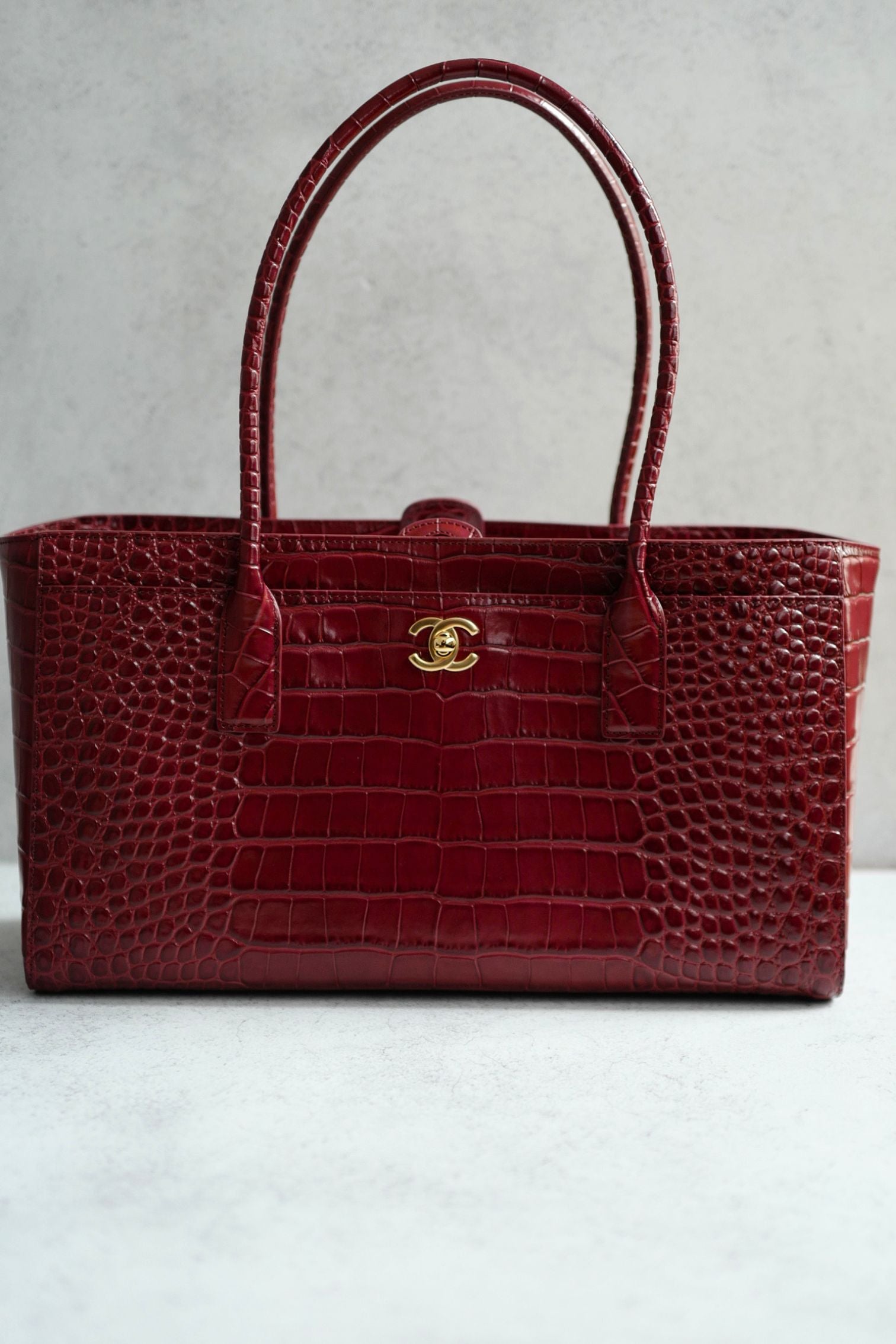 Chanel 26S Matthieu Blazy's Small Tote Red Crocodile Embossed Calfskin GHW