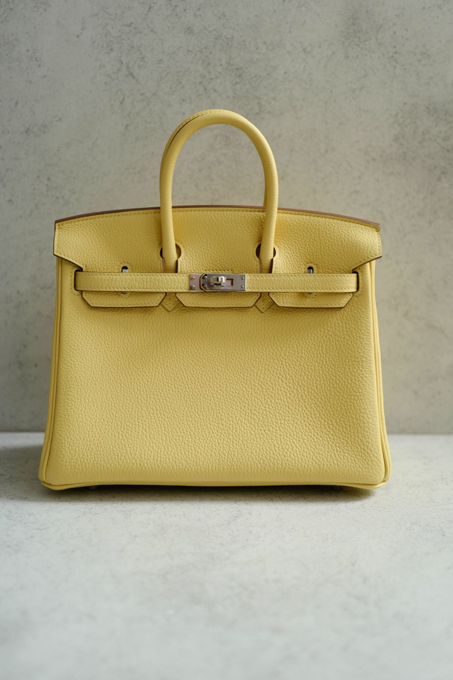 BNIB Hermès Birkin 25 Jaune Poussin Togo Leather Palladium Hardware G Stamp 2026