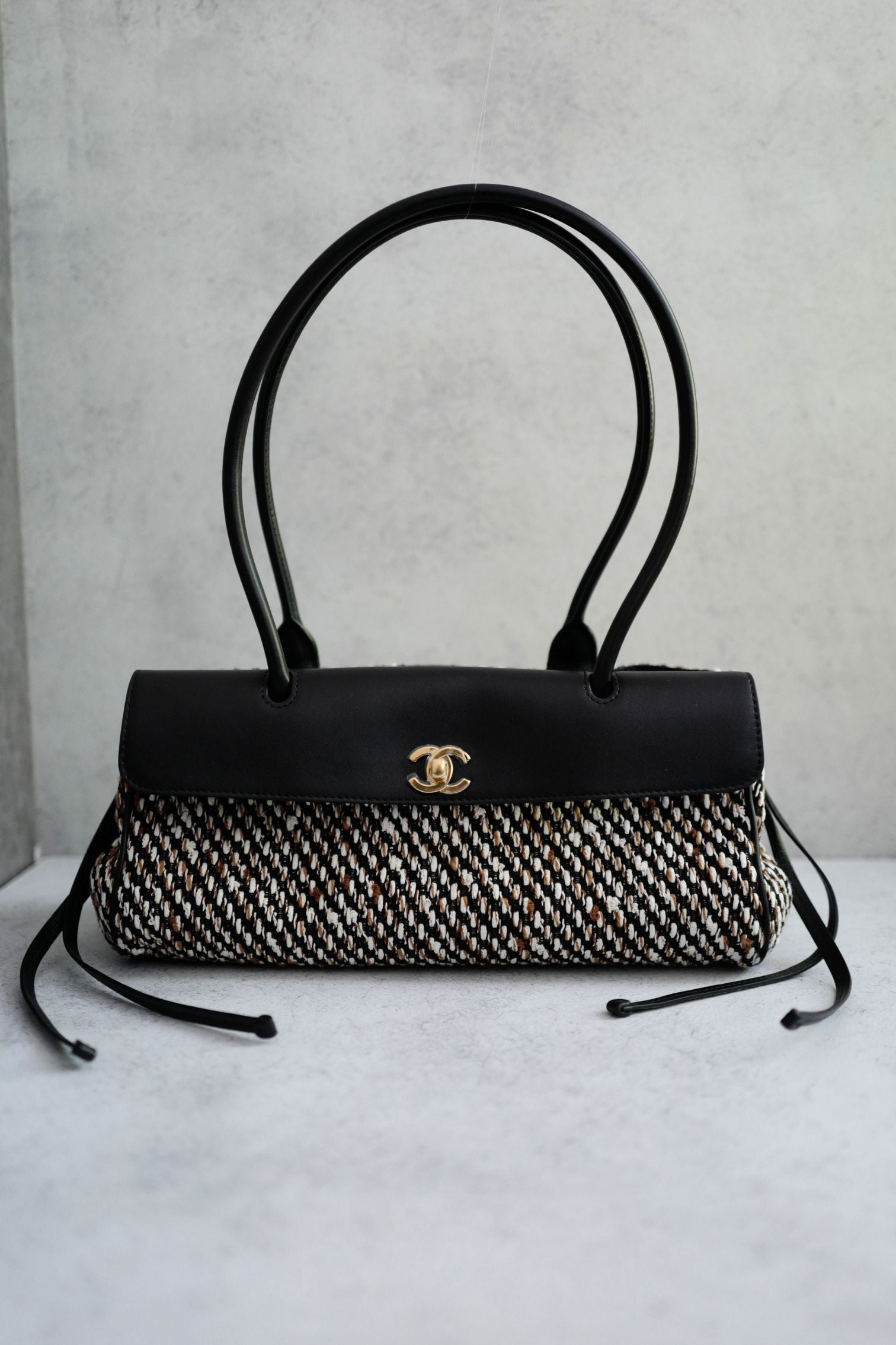 Chanel 26S Small Shopping Bag Matthieu Blazy Black Ecru Wool Gold Hardware