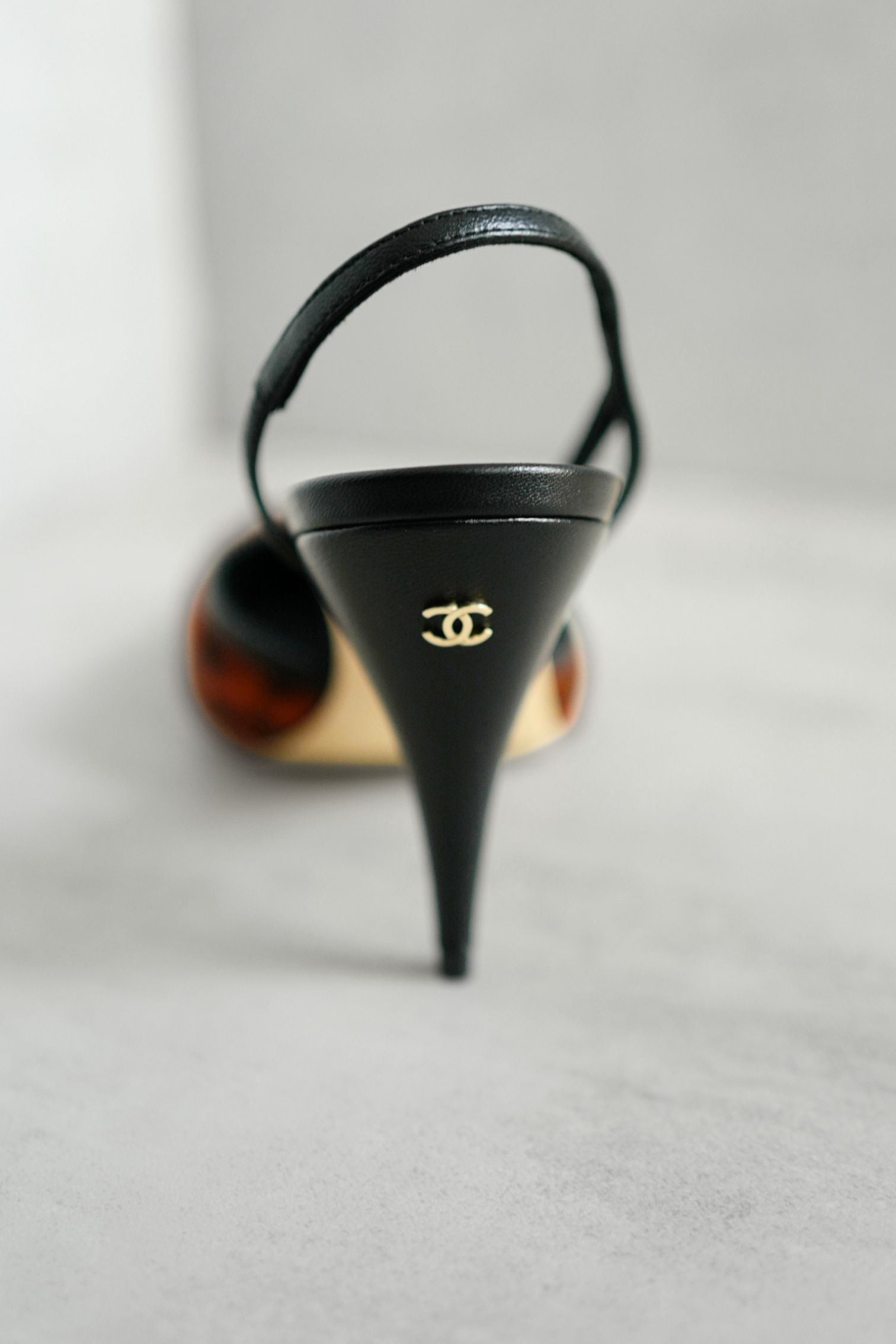 Chanel 26A Métiers d’Art Matthieu Blazy Slingback Heels Leopard size 38.5