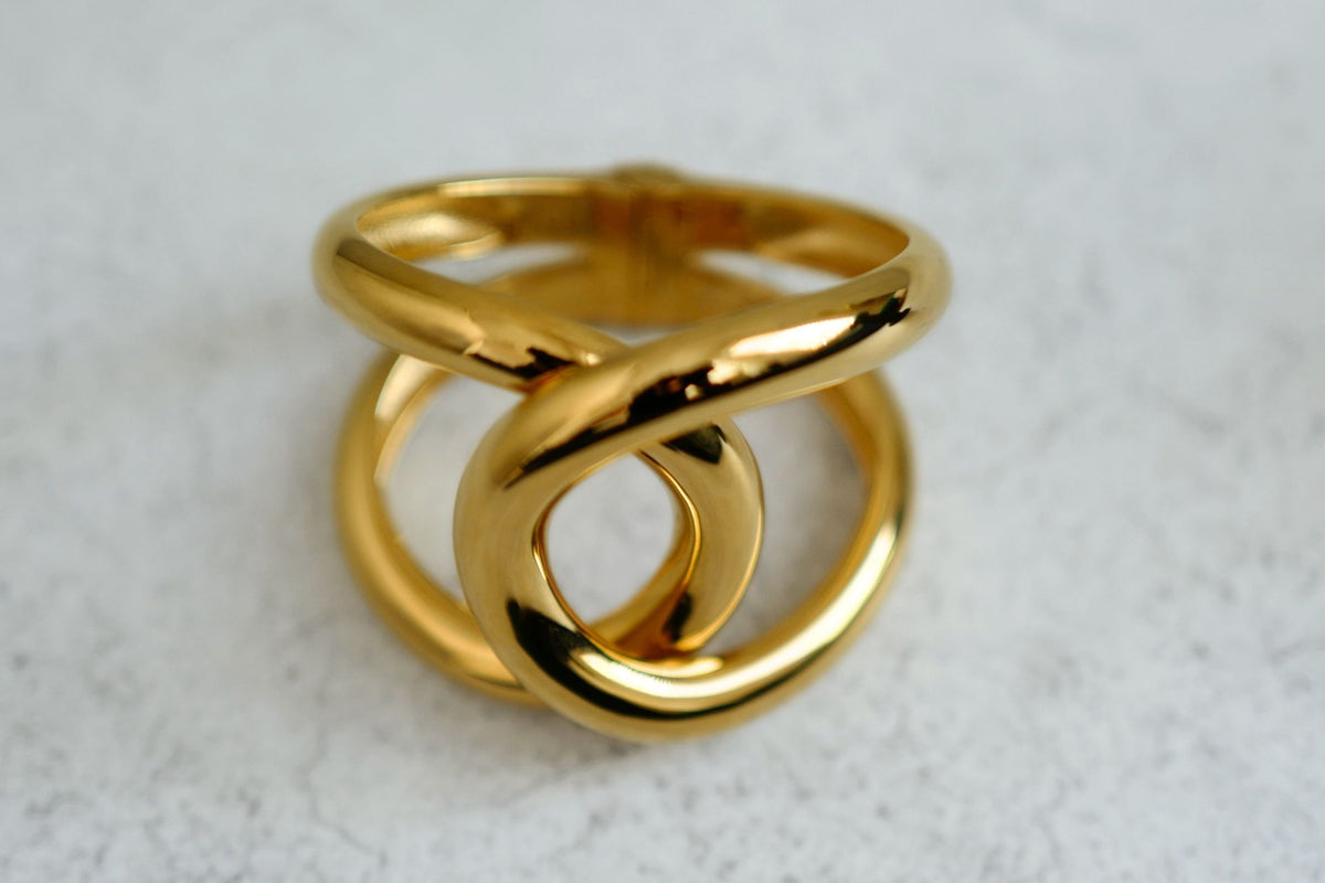 NEW Chanel 26K Cuff Bracelet Metal Gold Interlocking CC Logo