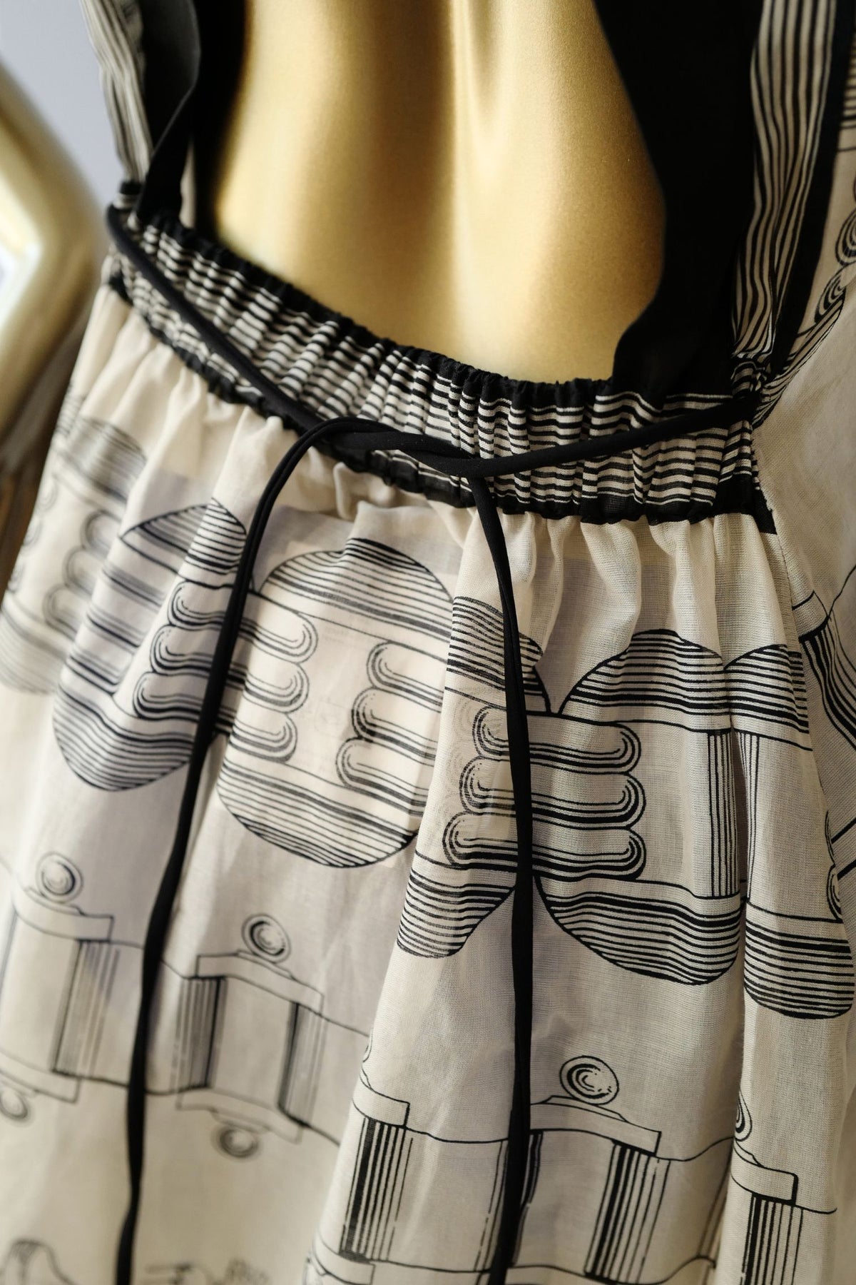 NEW Hermès "Cahier du Colporteur" Beach Dress Beige Pierre D'Istrie Size 36