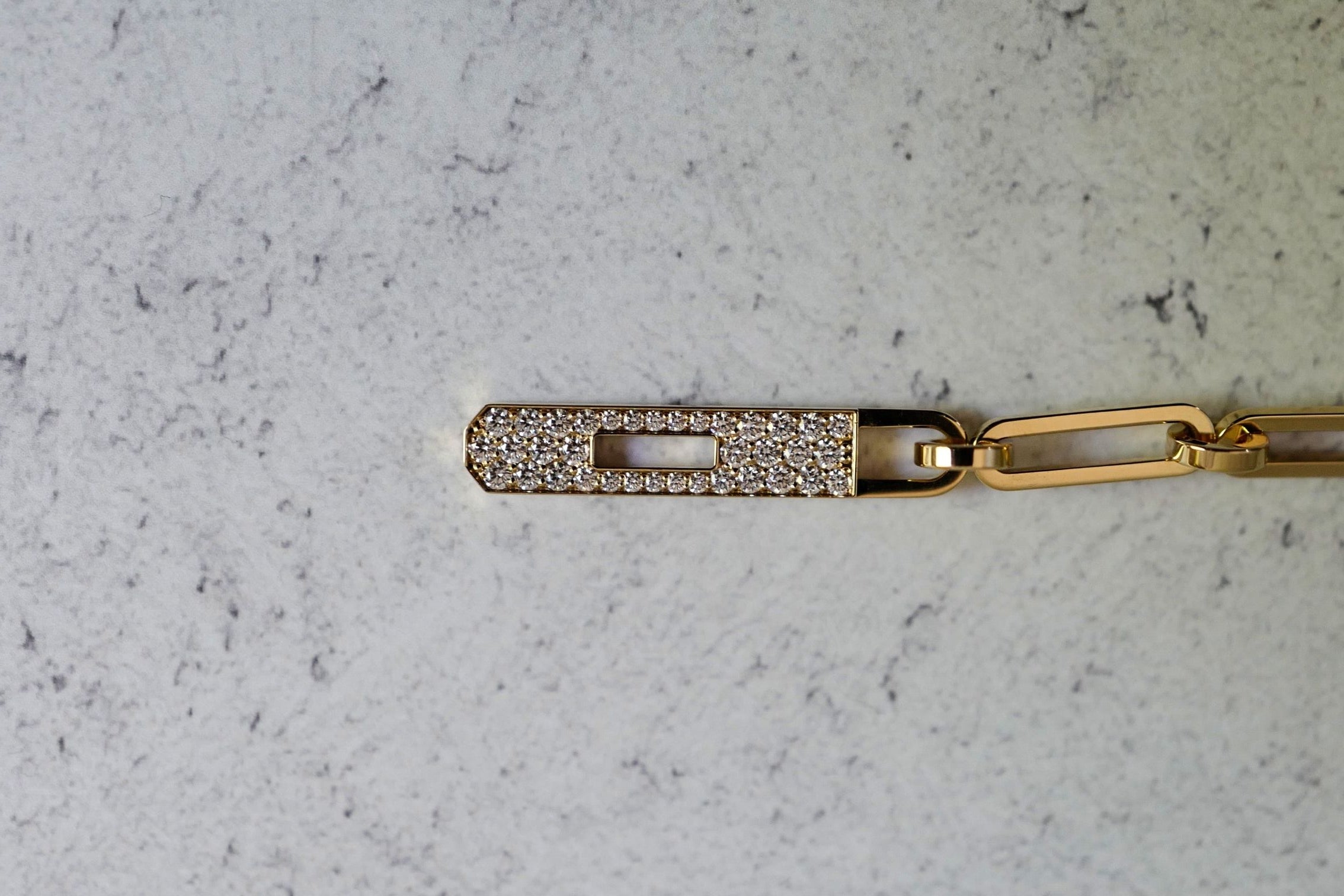Hermès Kelly Chaine Lariat Necklace 18K Yellow Gold 41 Diamonds Size 40