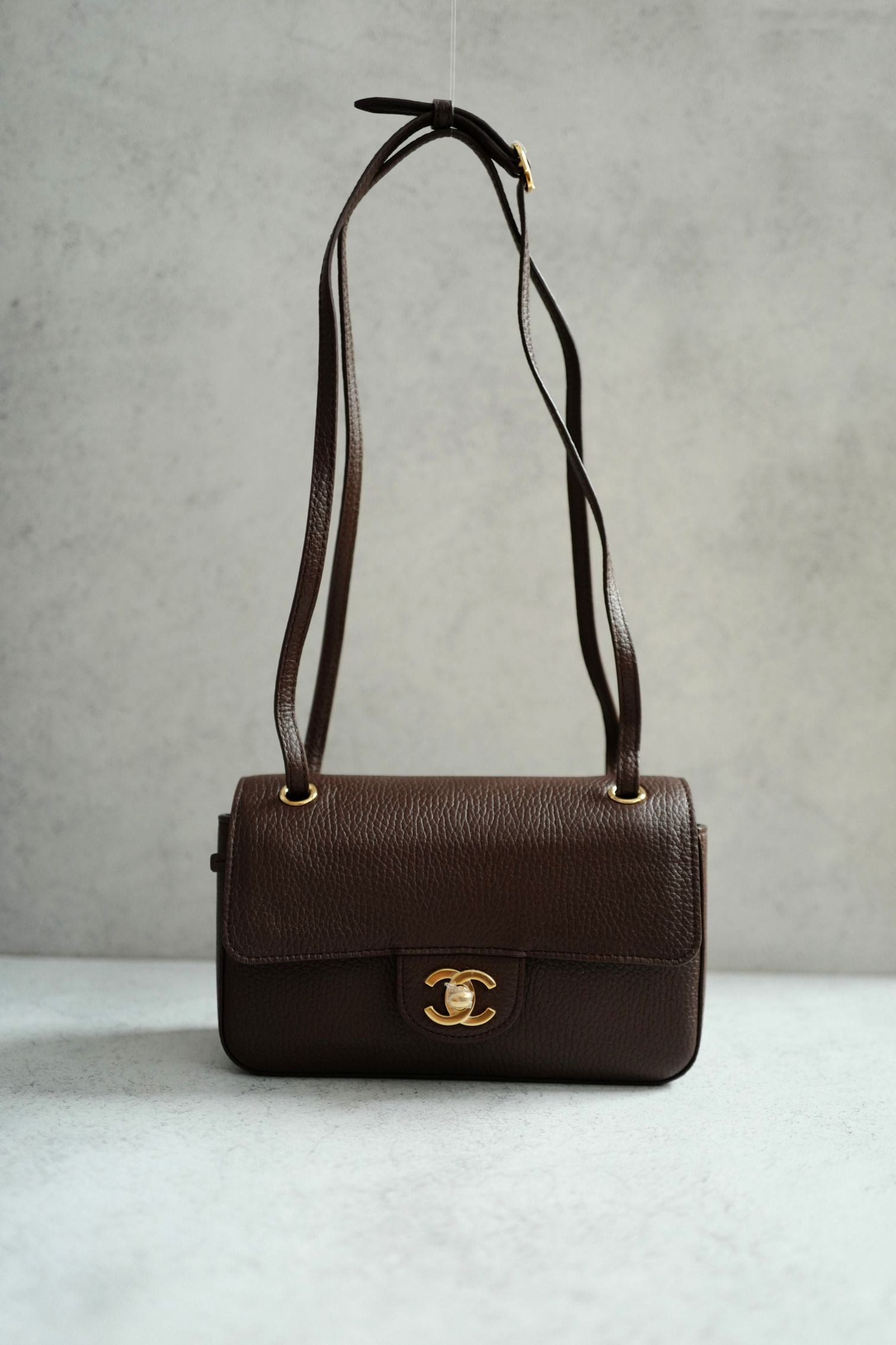 Chanel 26B Pre Fall Winter Mini Flap Bag Chocolate Brown Grained Calfskin GHW
