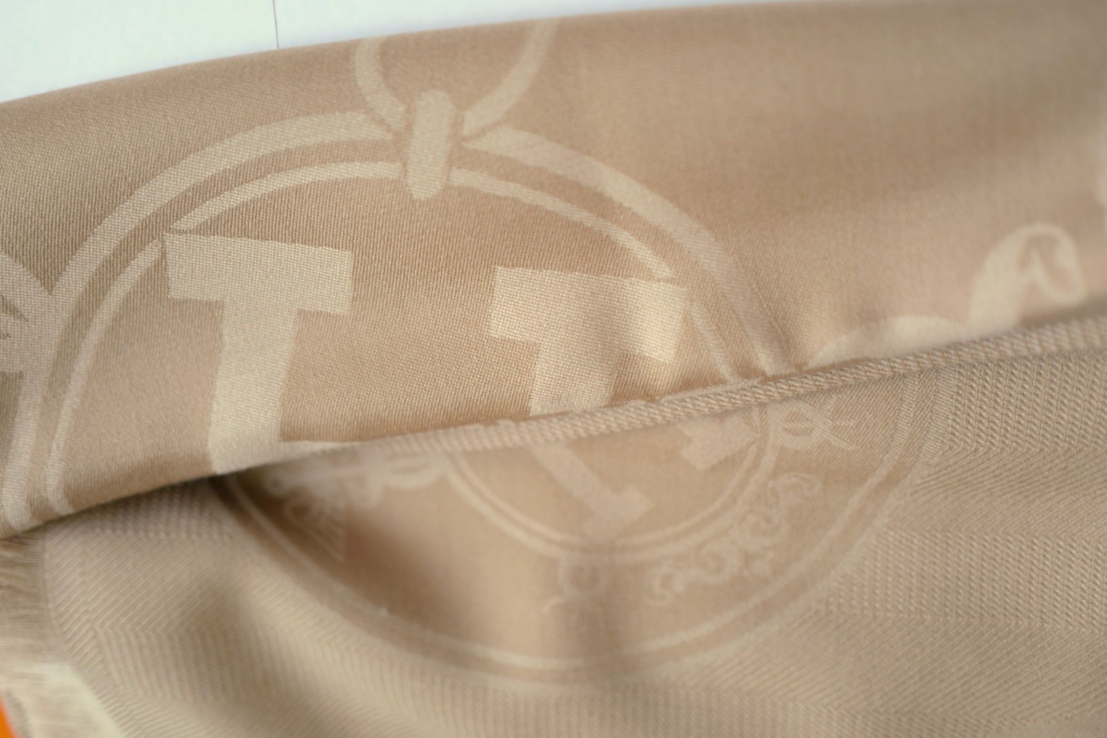 Hermès New Libris Stole Cashmere Silk Kraft Confettis d’Ex-Libris Jacquard