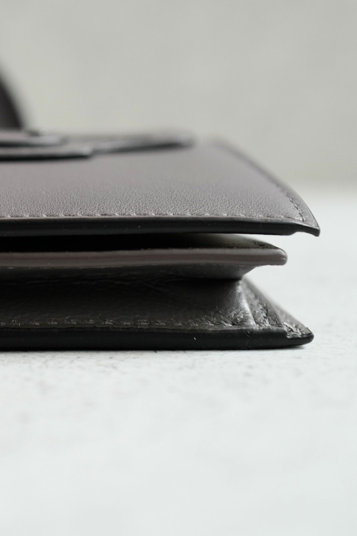 BNIB Balenciaga Women's Neo Classic Mini Wallet in Dark Grey Calfskin
