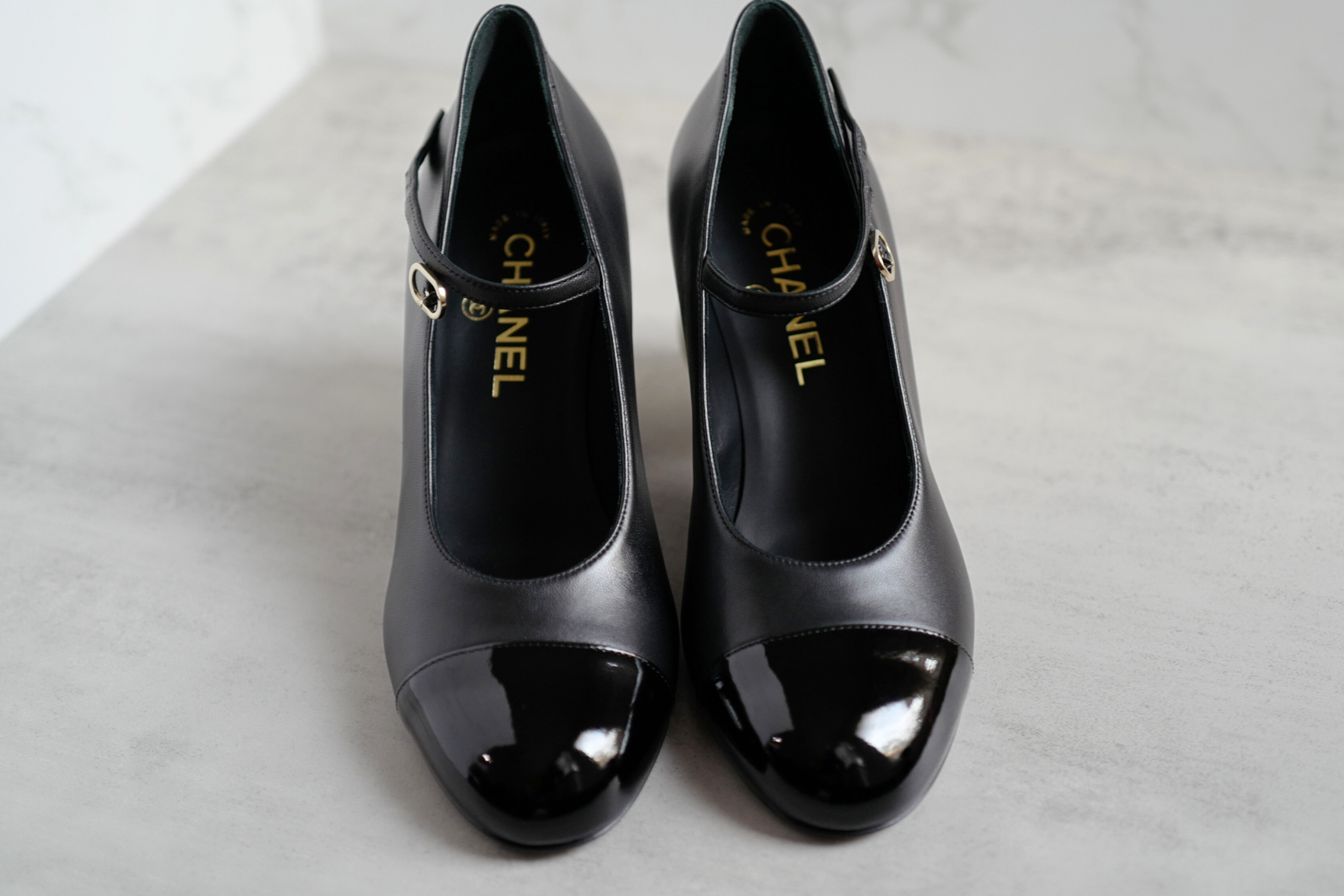 Chanel Mary Jane Black Leather Cap Toe Heels Size 37.5