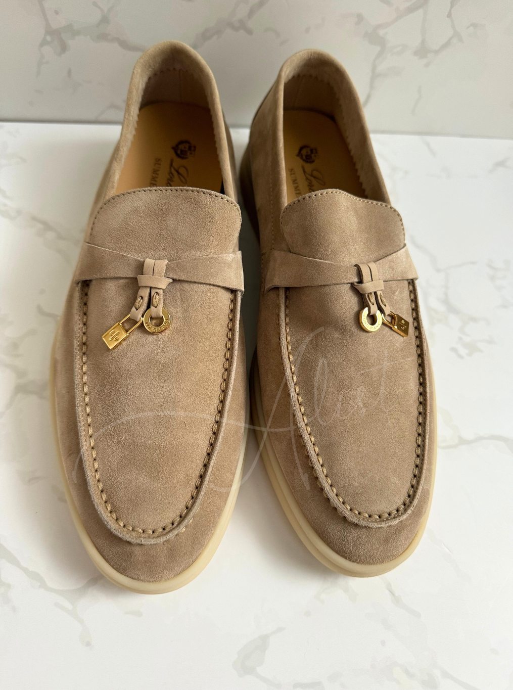 BNIB Loro Piana Summer Walks Sandstone size 40