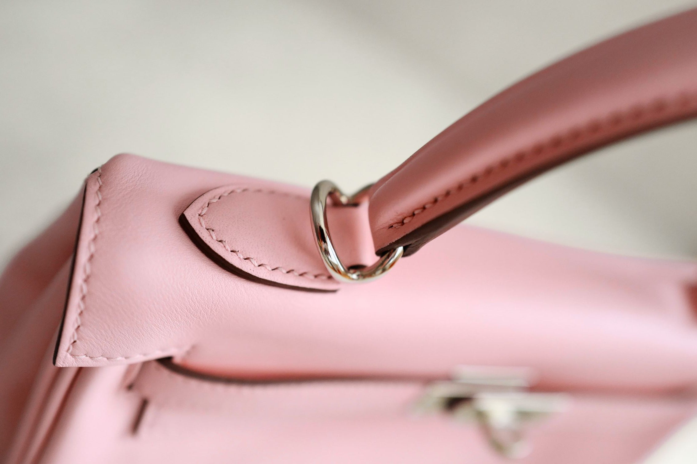 Hermès Kelly 25 Rose Sakura Swift with Palladium Hardware